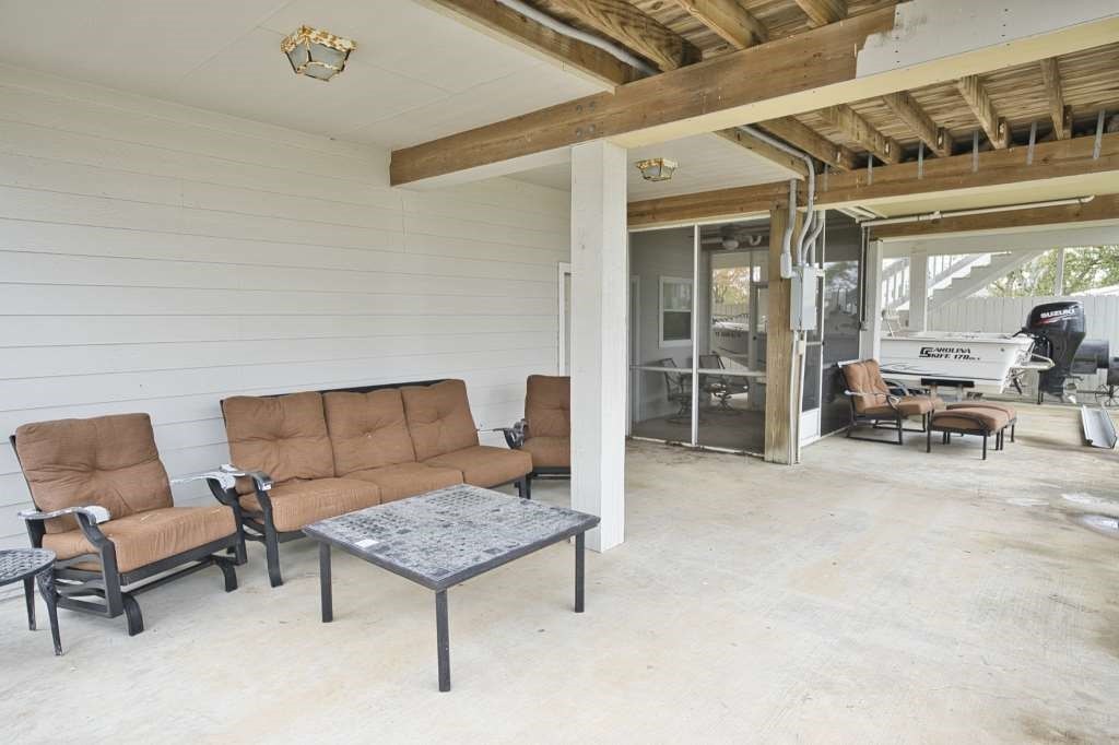 Brazoria, Texas, 77422, United States, 4 Bedrooms Bedrooms, ,3 BathroomsBathrooms,Residential,For Sale,1935189