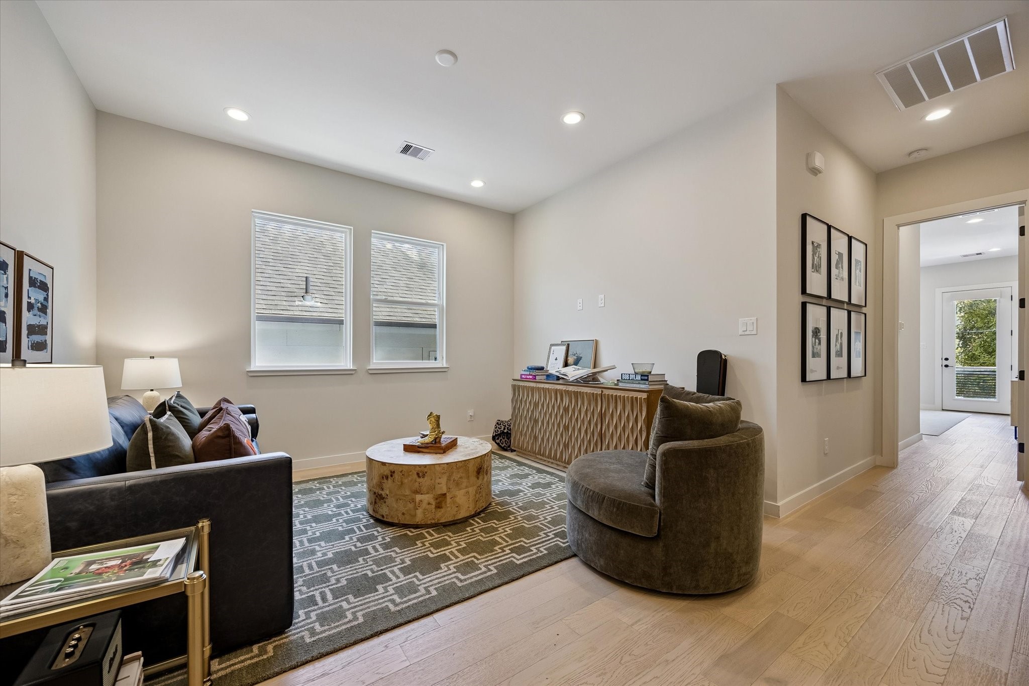  5532 Darling Street - 物件實景