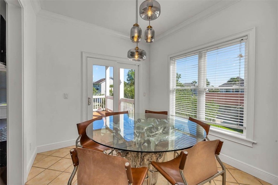 Brunswick, Georgia, 31520, United States, 3 Bedrooms Bedrooms, ,3 BathroomsBathrooms,Residential,For Sale,1895763