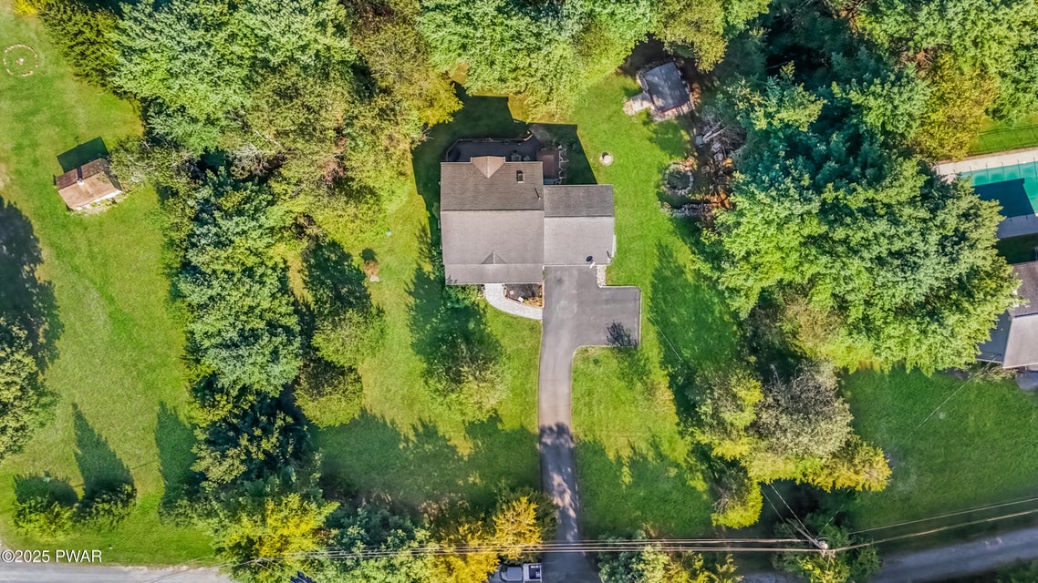 Milford, Pennsylvania, 18337, United States, 3 Bedrooms Bedrooms, ,3 BathroomsBathrooms,Residential,For Sale,1981276