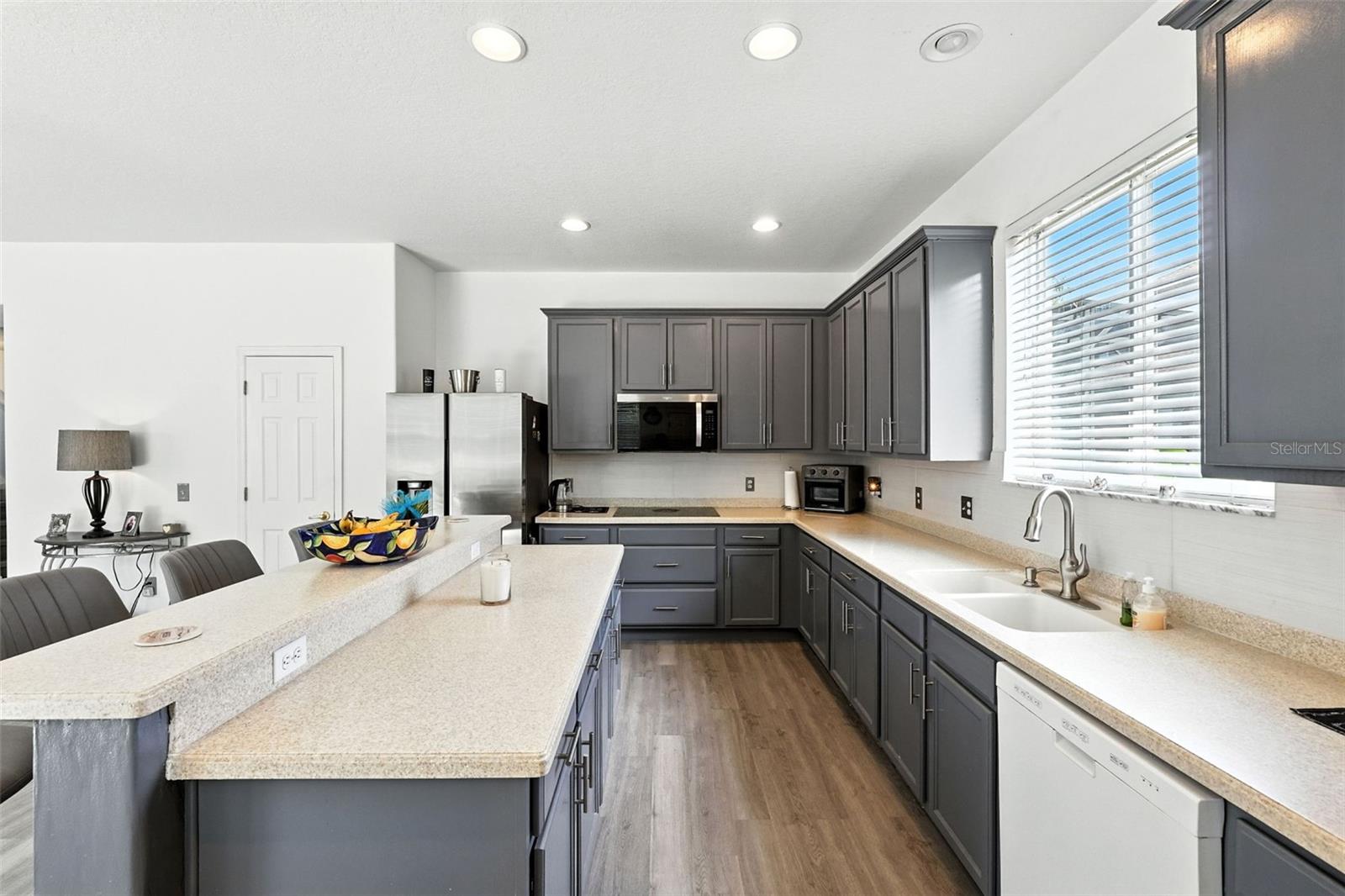 KISSIMMEE, Florida, 34744, United States, 5 Bedrooms Bedrooms, ,5 BathroomsBathrooms,Residential,For Sale,1980331