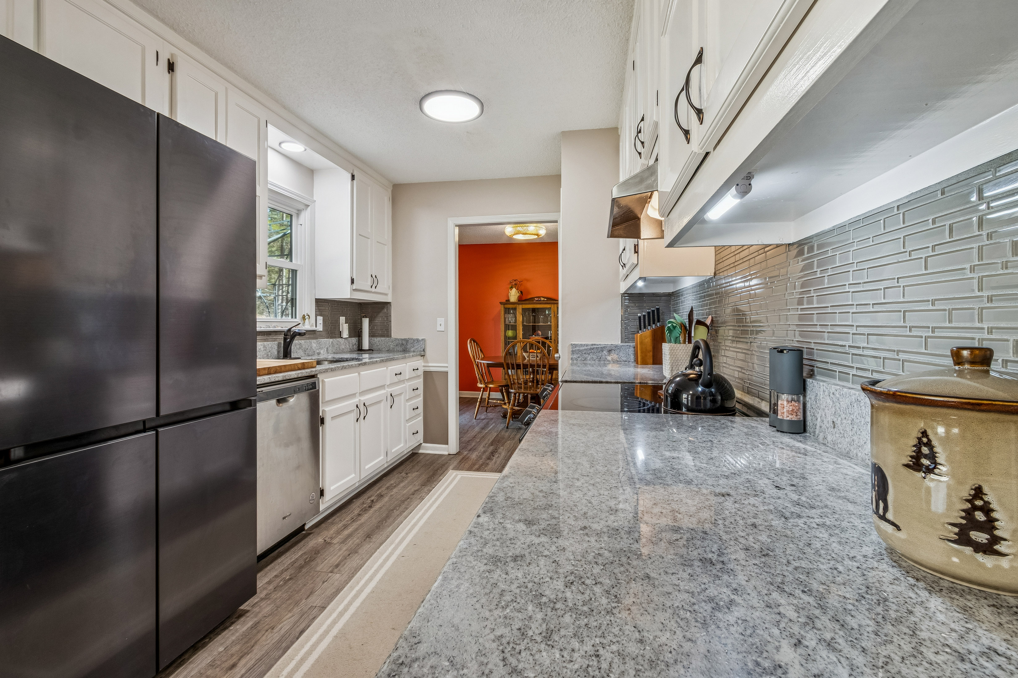  Beautifully Updated Home on a Quiet Cul-de-sac Street - 物件實景