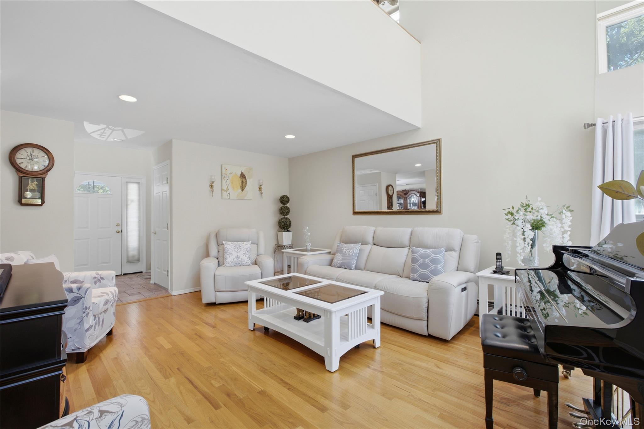 104 Lincoln Boulevard, Hauppauge, NY, 11788 - 物件實景