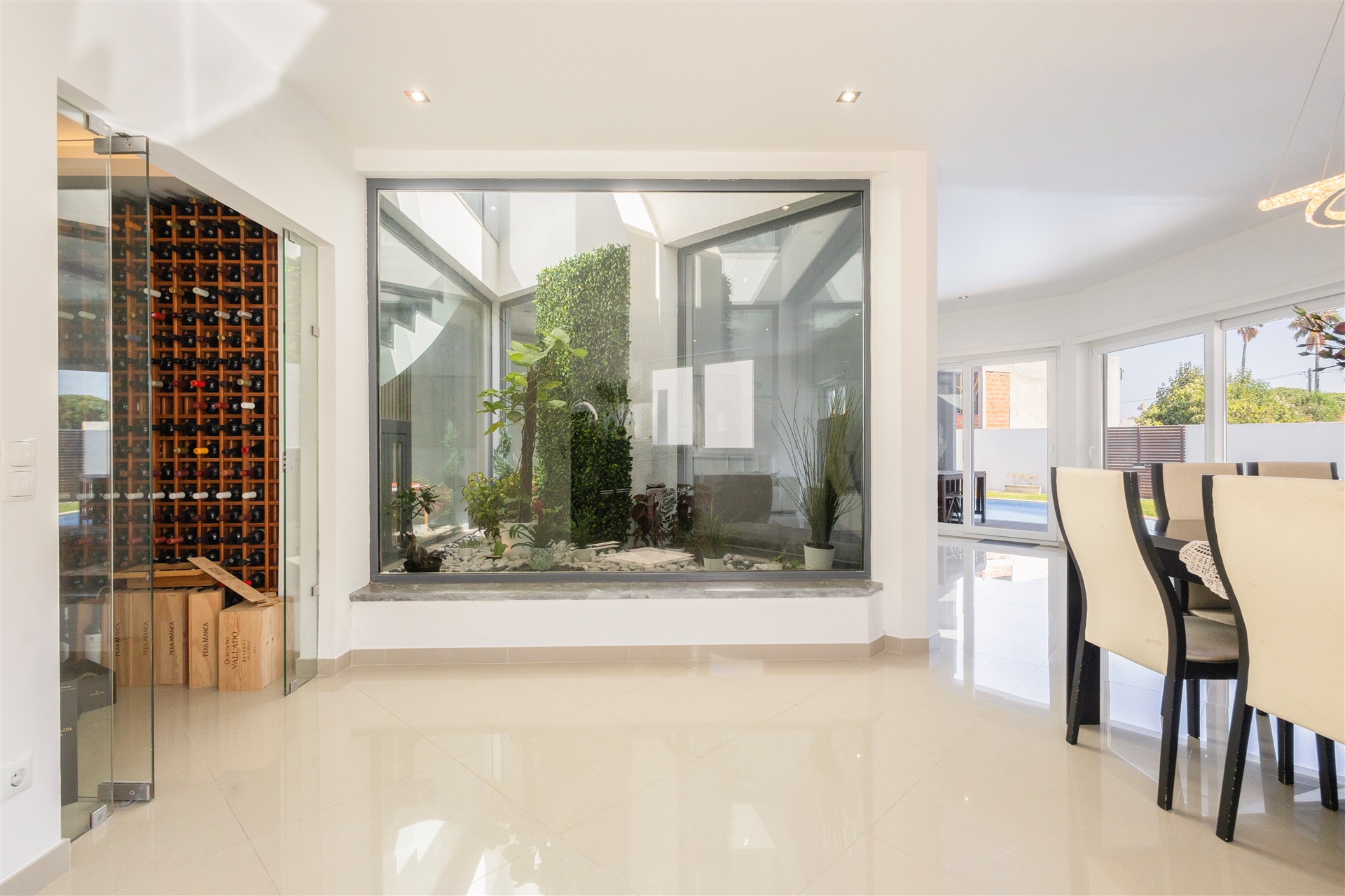  House, 5 bedrooms, for Sale - 物件實景