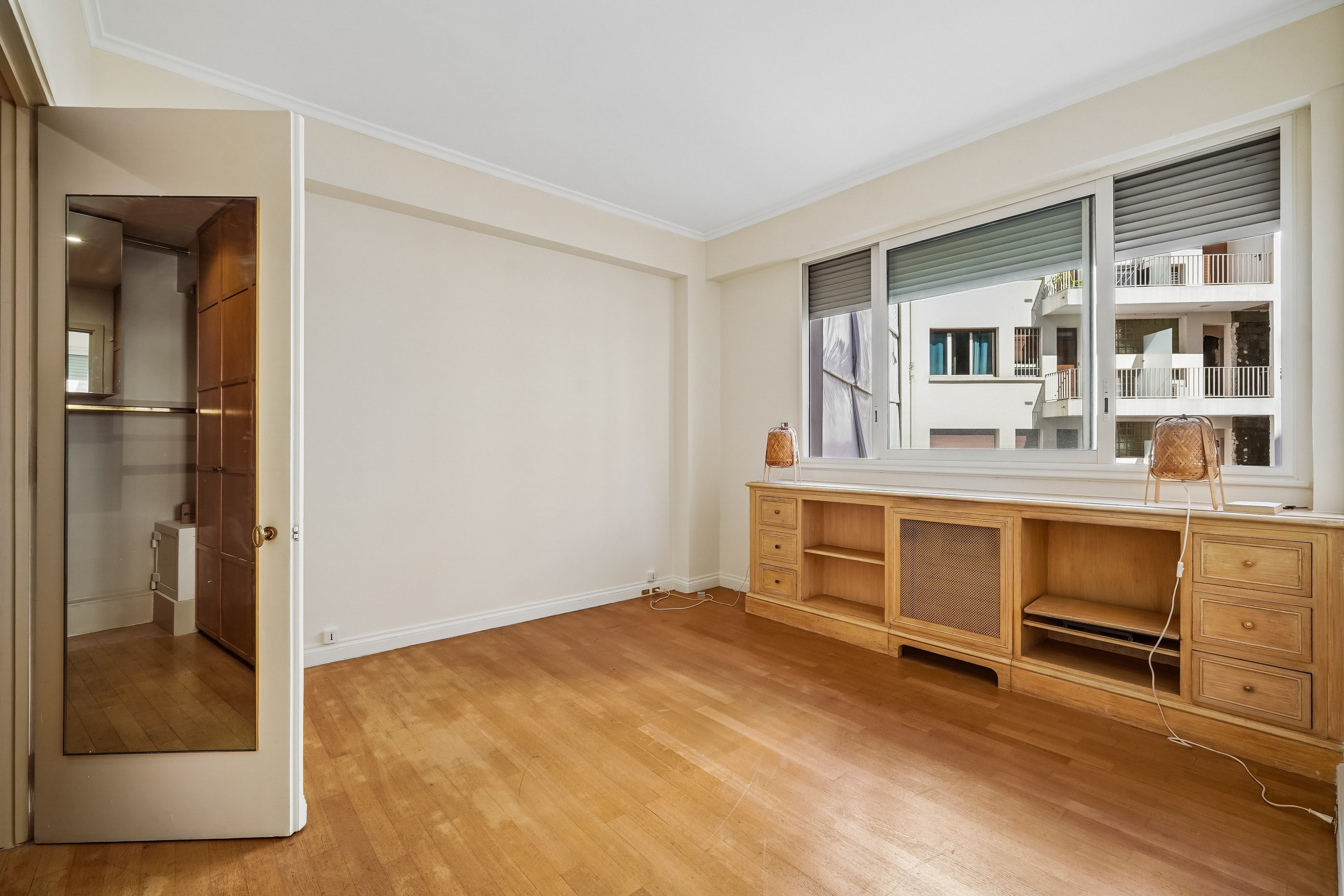  Avenue George V: 2 bedroom apartment to renovate - 物件實景
