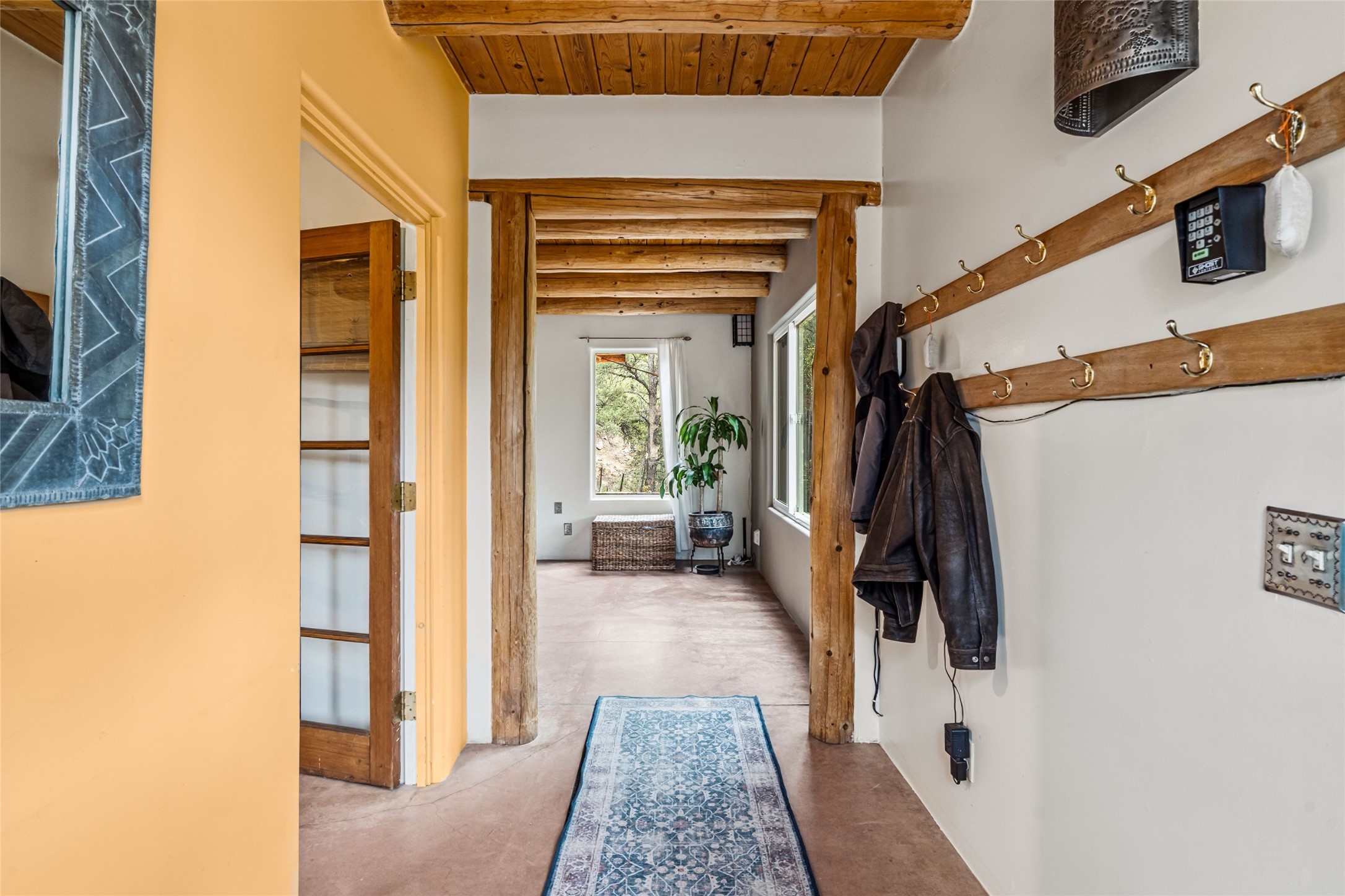  7641 Old Santa Fe Trail - 物件實景