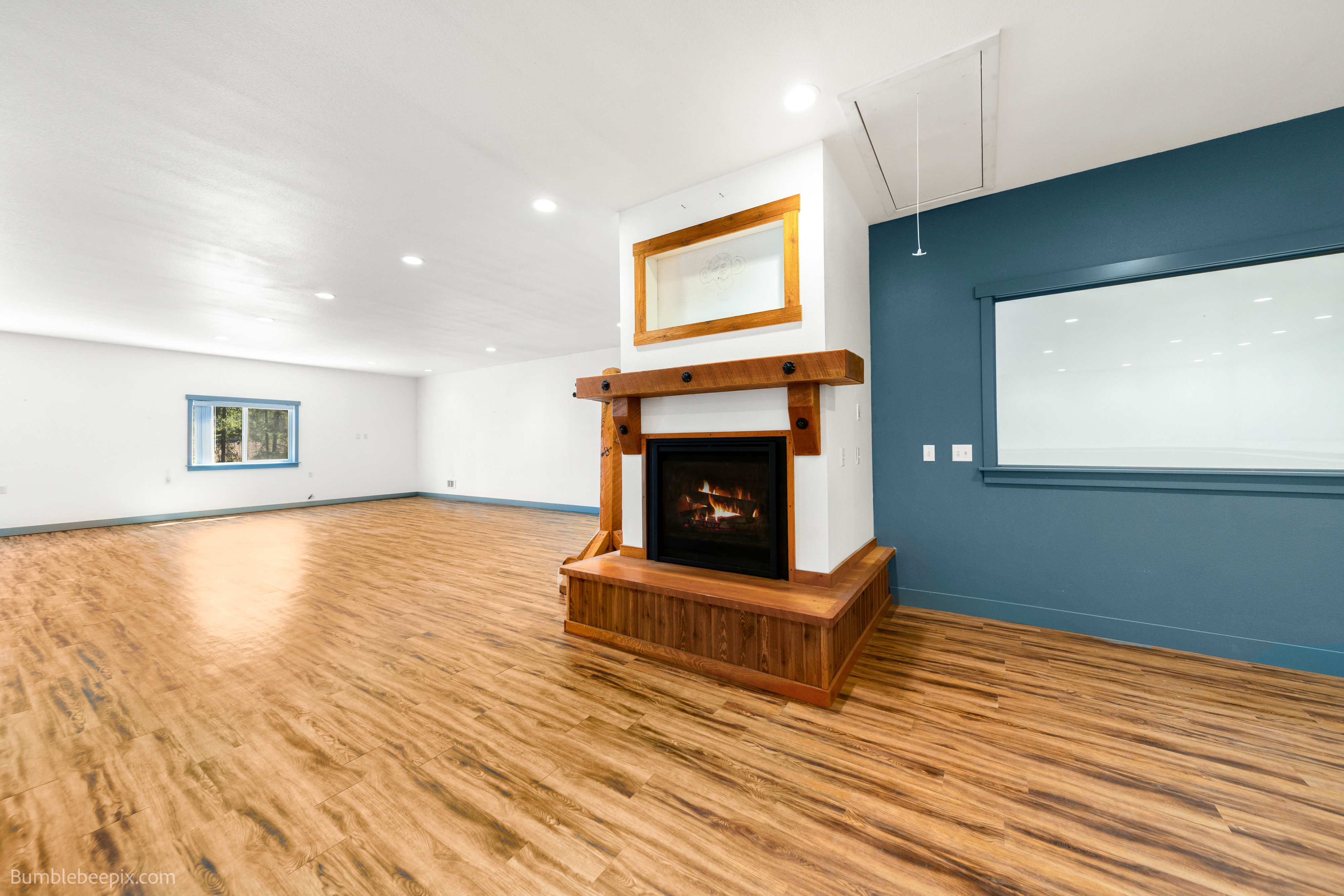 Cusick, Washington, 99119, United States, ,2 BathroomsBathrooms,Residential,For Sale,1978397