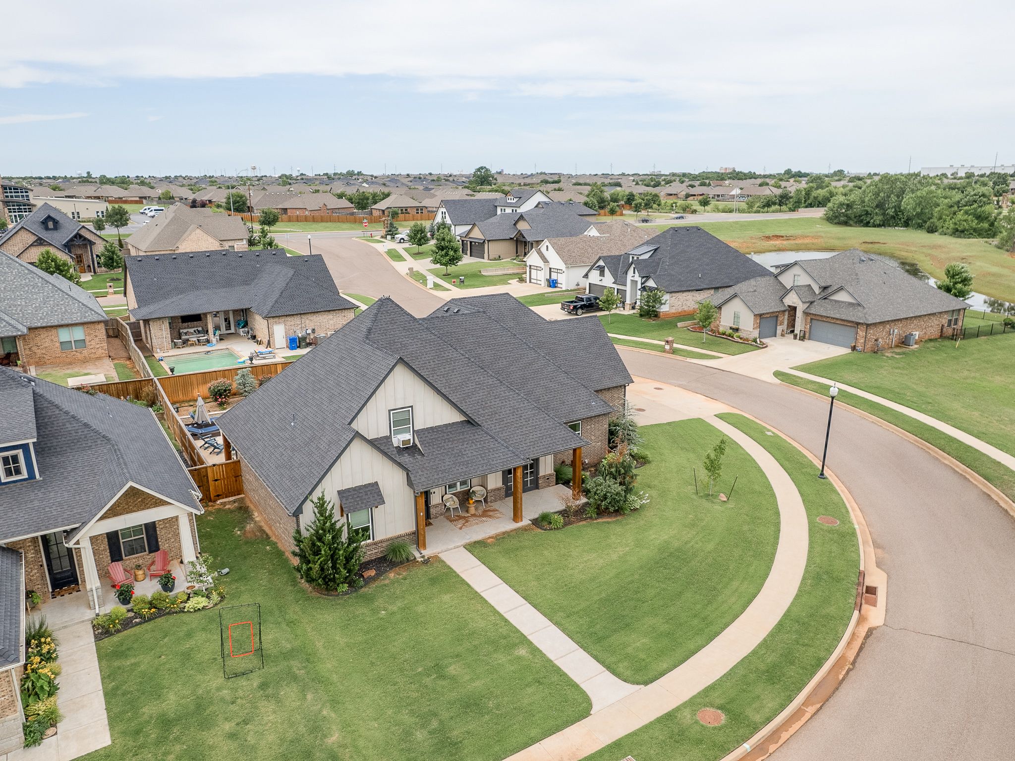  616 Vintage Drive, Norman, OK 73069 - 物件實景