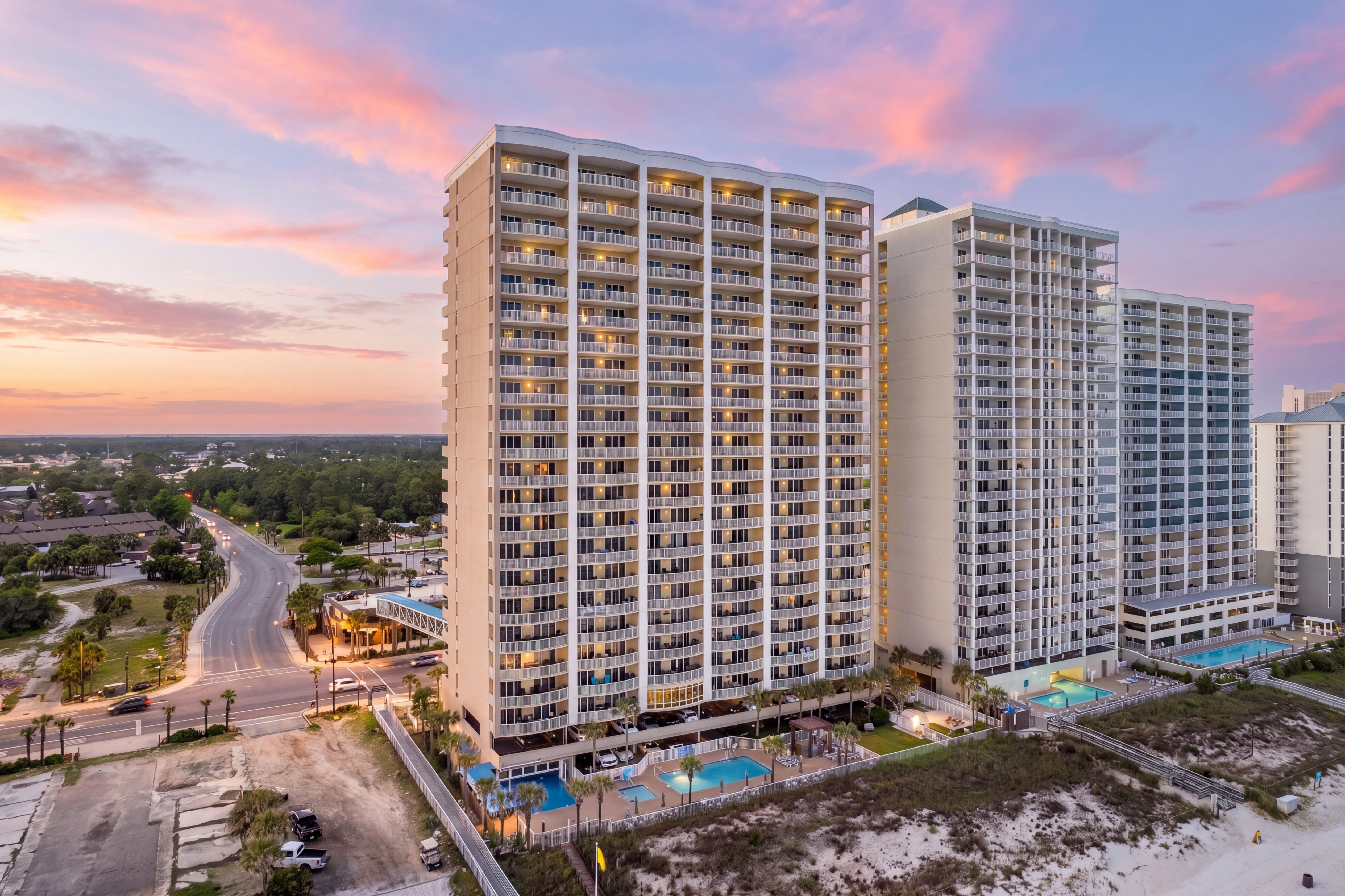  Fully Reimagined Gulf-Front Retreat with Private Oversized Balcony - 物件實景