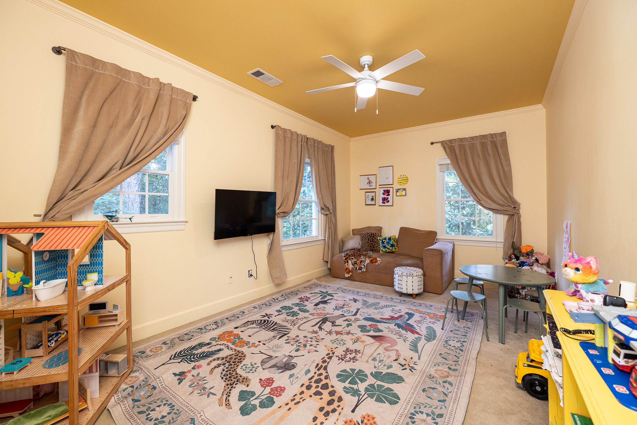  Spacious Home in the Sought-after Morris Brandon School District - 物件實景