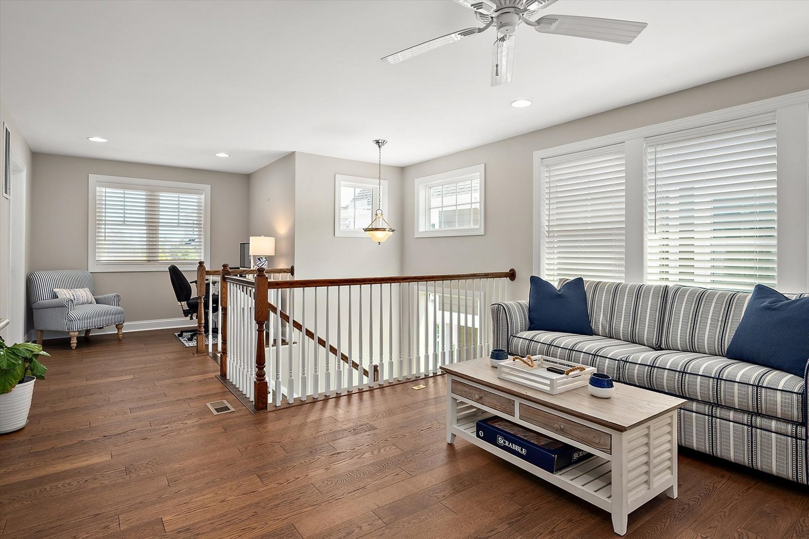  22072 Seaport Square - 物件實景