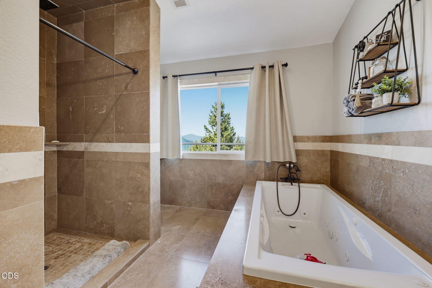  7036 Griffin Lane Jacksonville, OR 97530 - 物件實景