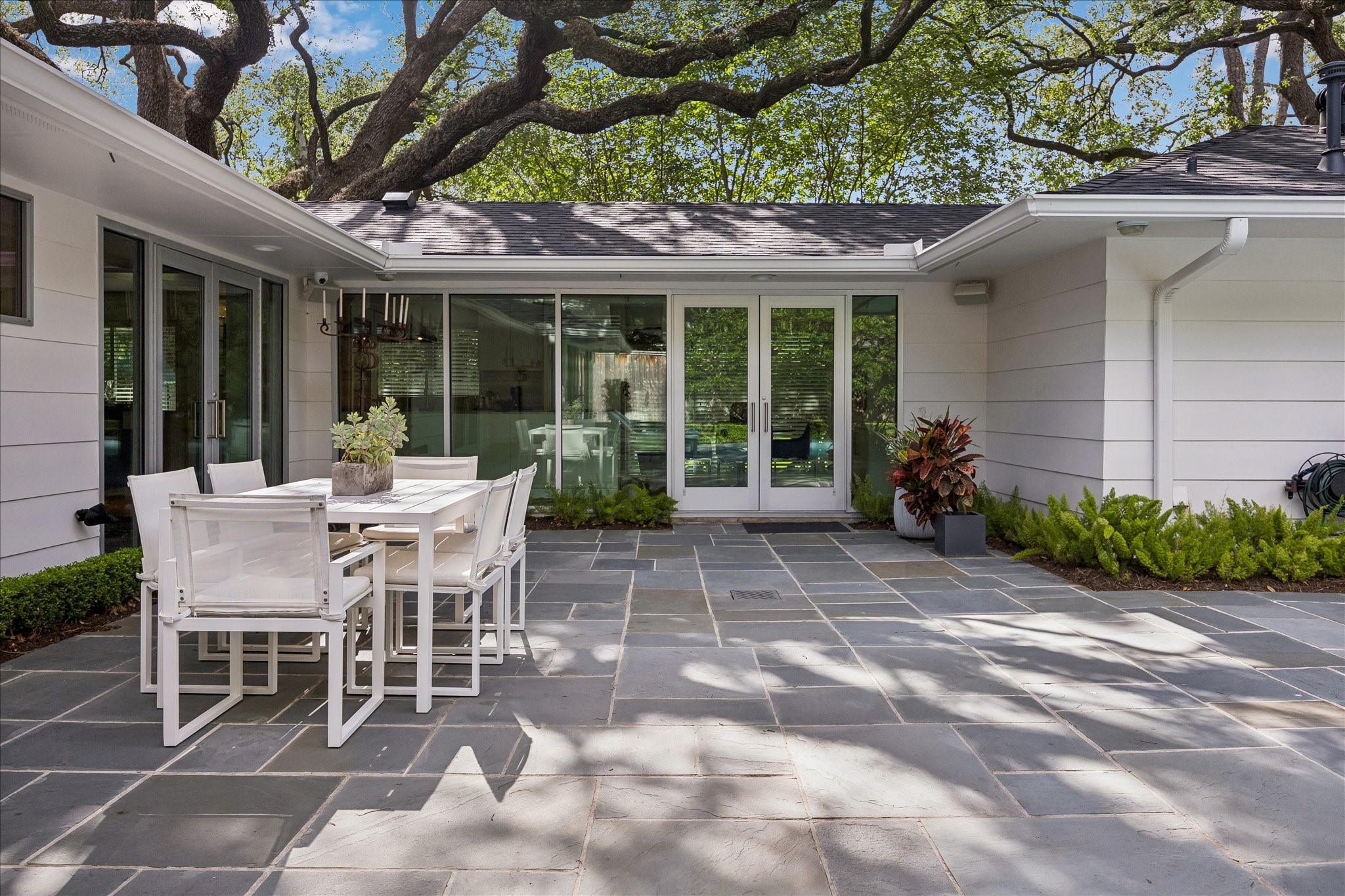  4114 Whitman Street - 物件實景