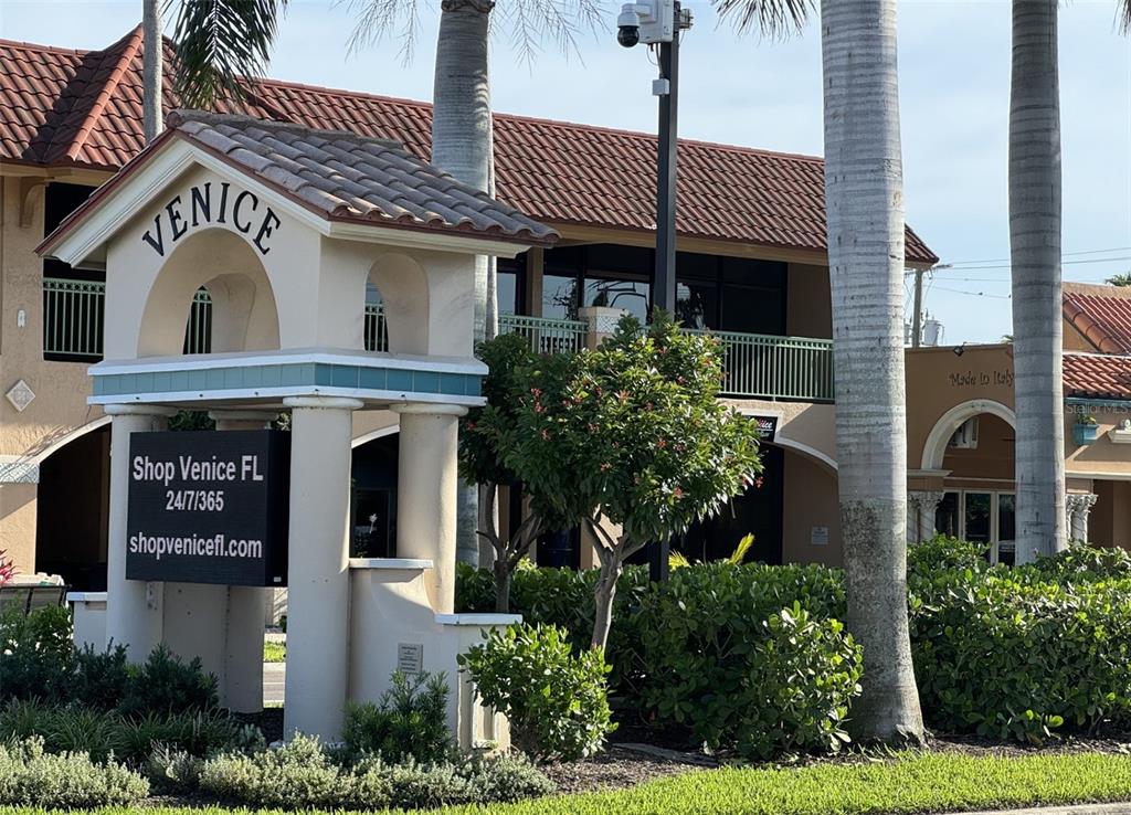 Nokomis, Florida, 34275, United States, 2 Bedrooms Bedrooms, ,2 BathroomsBathrooms,Residential,For Sale,1917205