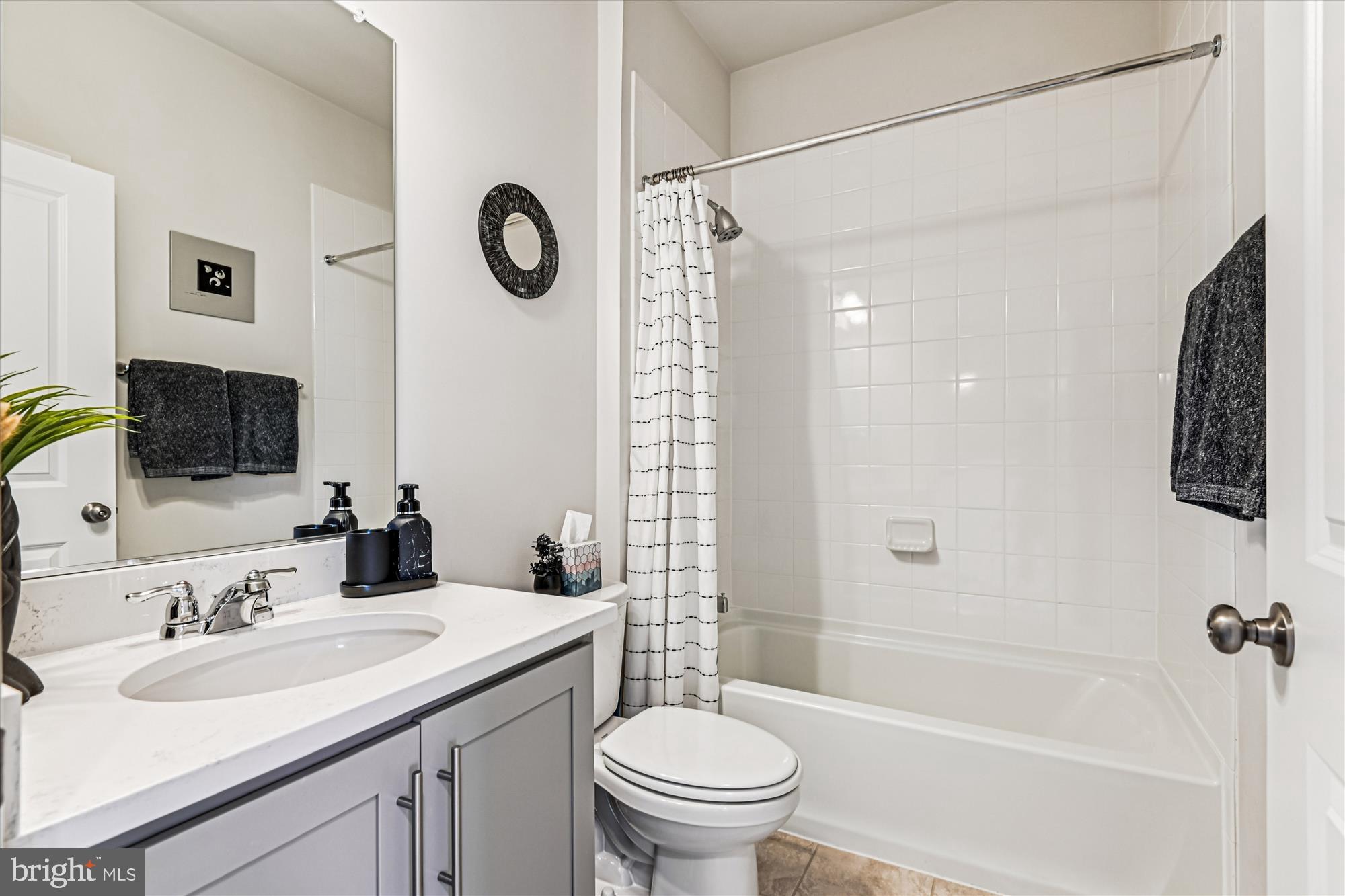 Odenton, Maryland, 21113, United States, 3 Bedrooms Bedrooms, ,3 BathroomsBathrooms,Residential,For Sale,1979208