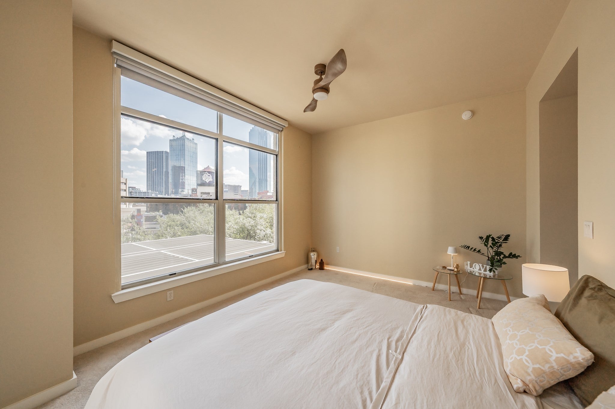 Dallas, Texas, 75219, United States, 2 Bedrooms Bedrooms, ,2 BathroomsBathrooms,Residential,For Sale,1983797