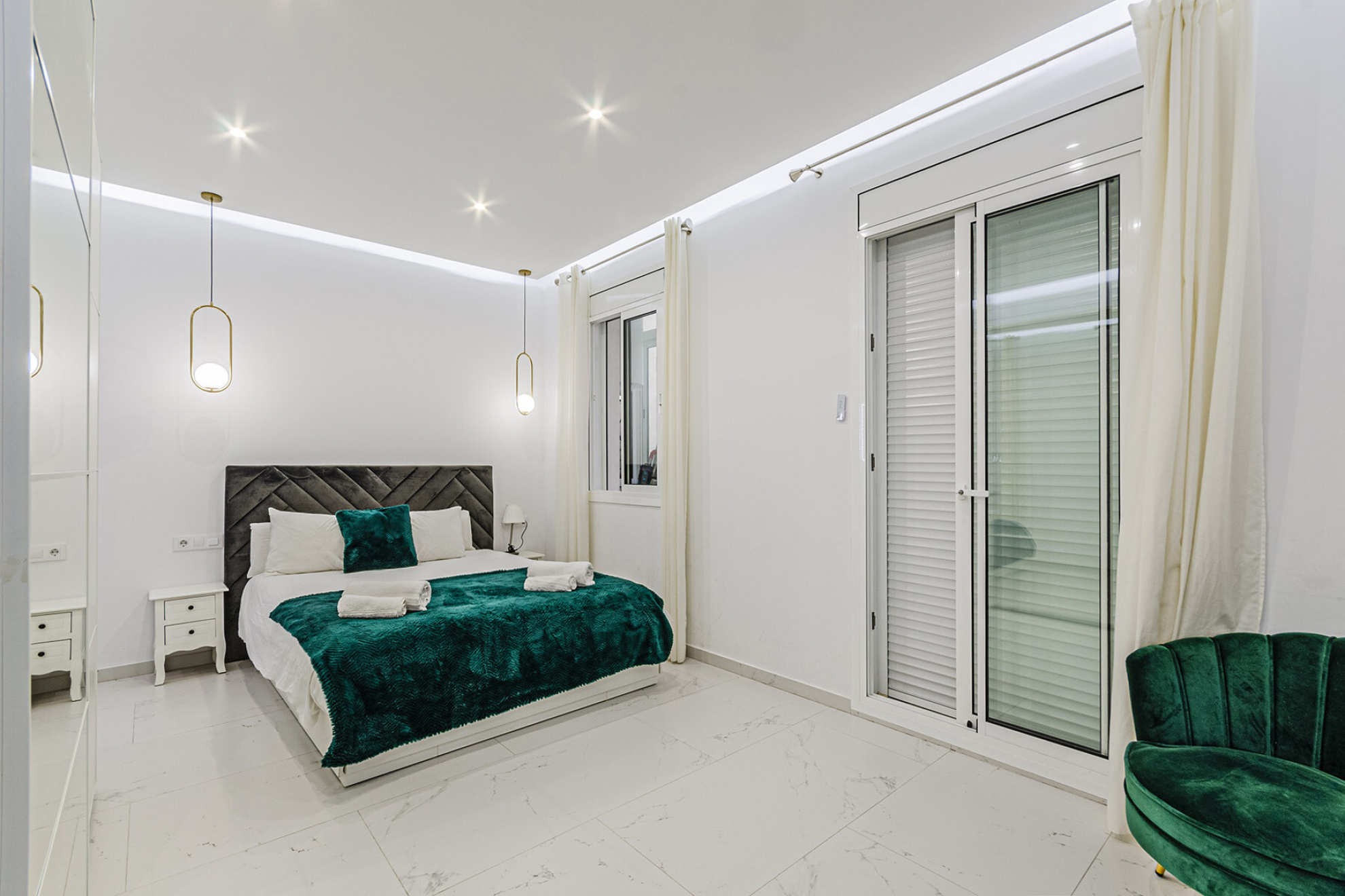  Renovated Apartment on a Pedestrian Street in the Heart of the City - 物件實景