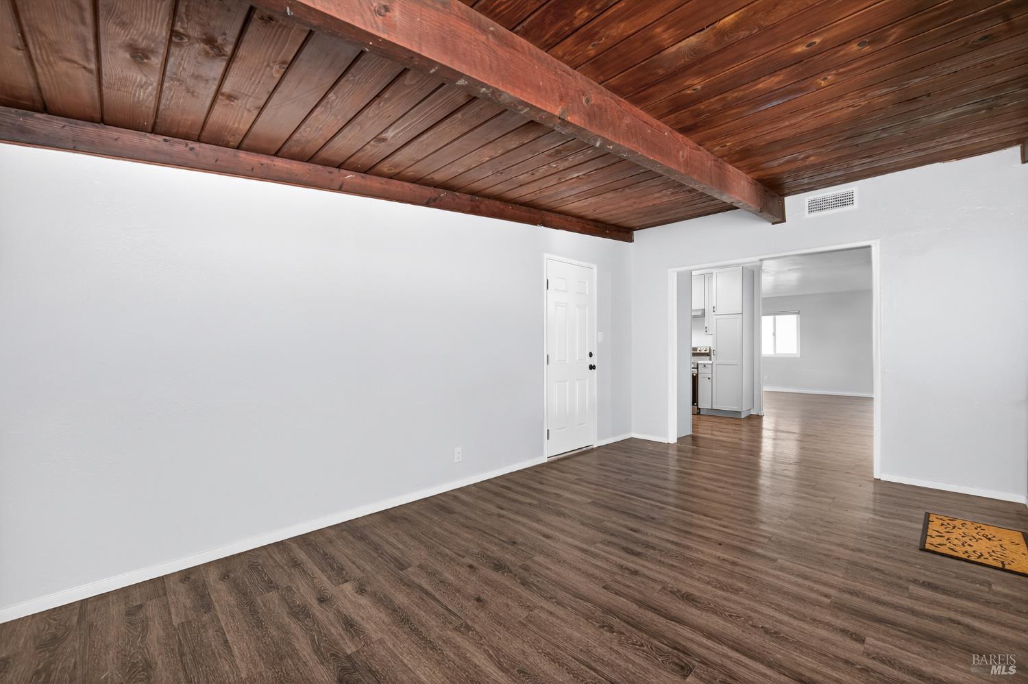 Vacaville, California, 95688, United States, 3 Bedrooms Bedrooms, ,2 BathroomsBathrooms,Residential,For Sale,2009088