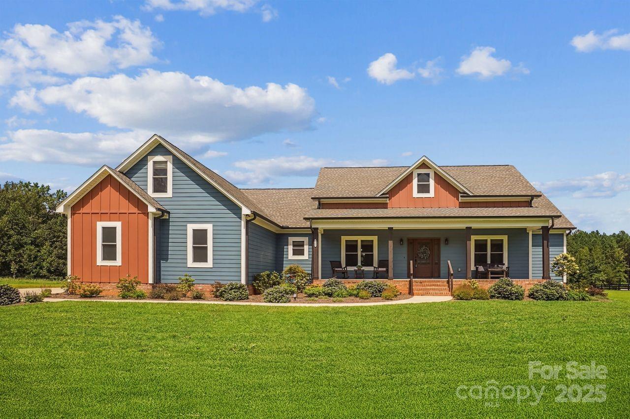 Iron Station, North Carolina, 28080, United States, 4 Bedrooms Bedrooms, ,2 BathroomsBathrooms,Residential,For Sale,1933122