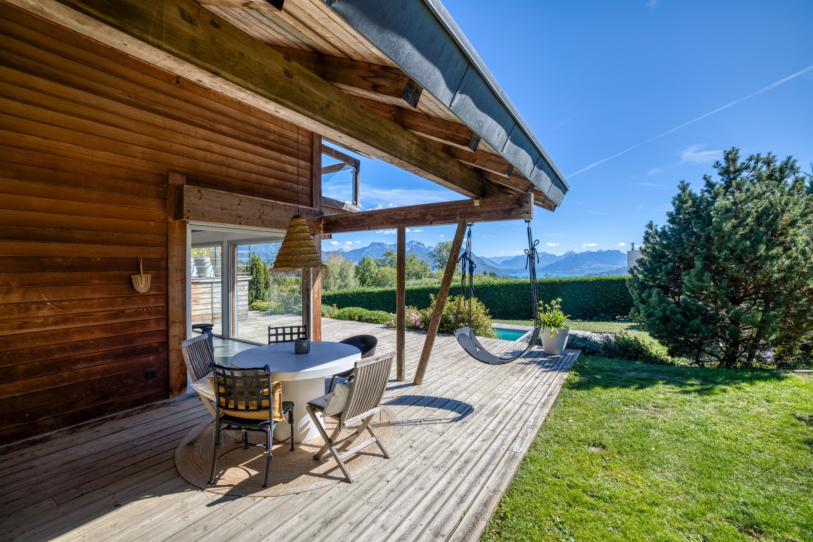  Contemporary Elegance and Alpine Art of Living Overlooking Lake Annecy - 物件實景