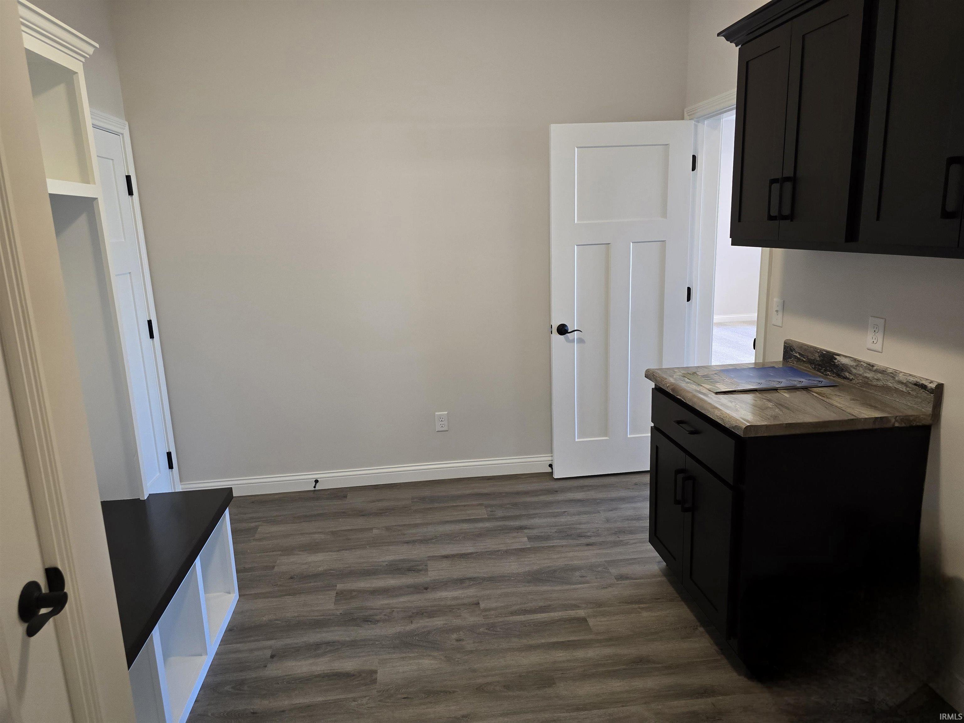 Fort Wayne, Indiana, 46818, United States, 3 Bedrooms Bedrooms, ,2 BathroomsBathrooms,Residential,For Sale,1980943