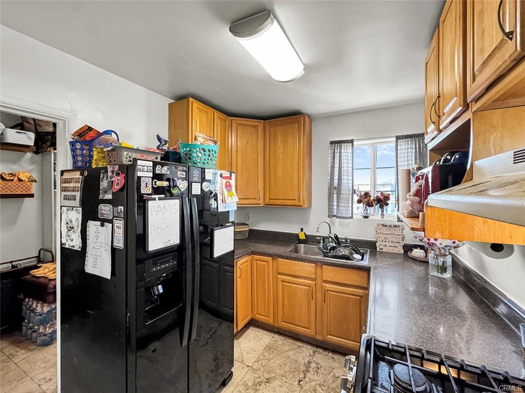 Montebello, California, 90640, United States, 3 Bedrooms Bedrooms, ,3 BathroomsBathrooms,Residential,For Sale,1987402