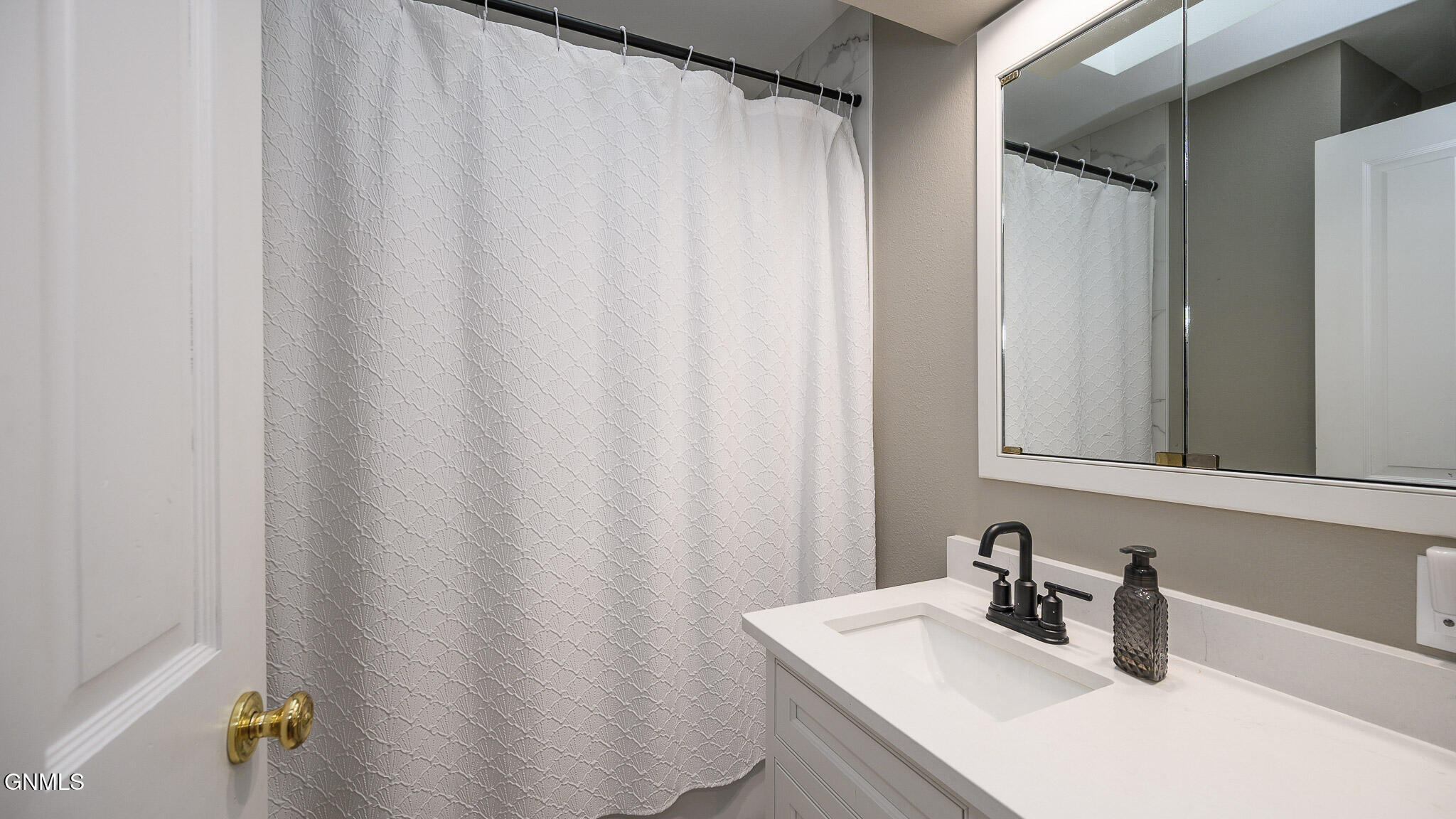 Mandan, North Dakota, 58554, United States, 5 Bedrooms Bedrooms, ,4 BathroomsBathrooms,Residential,For Sale,2005238