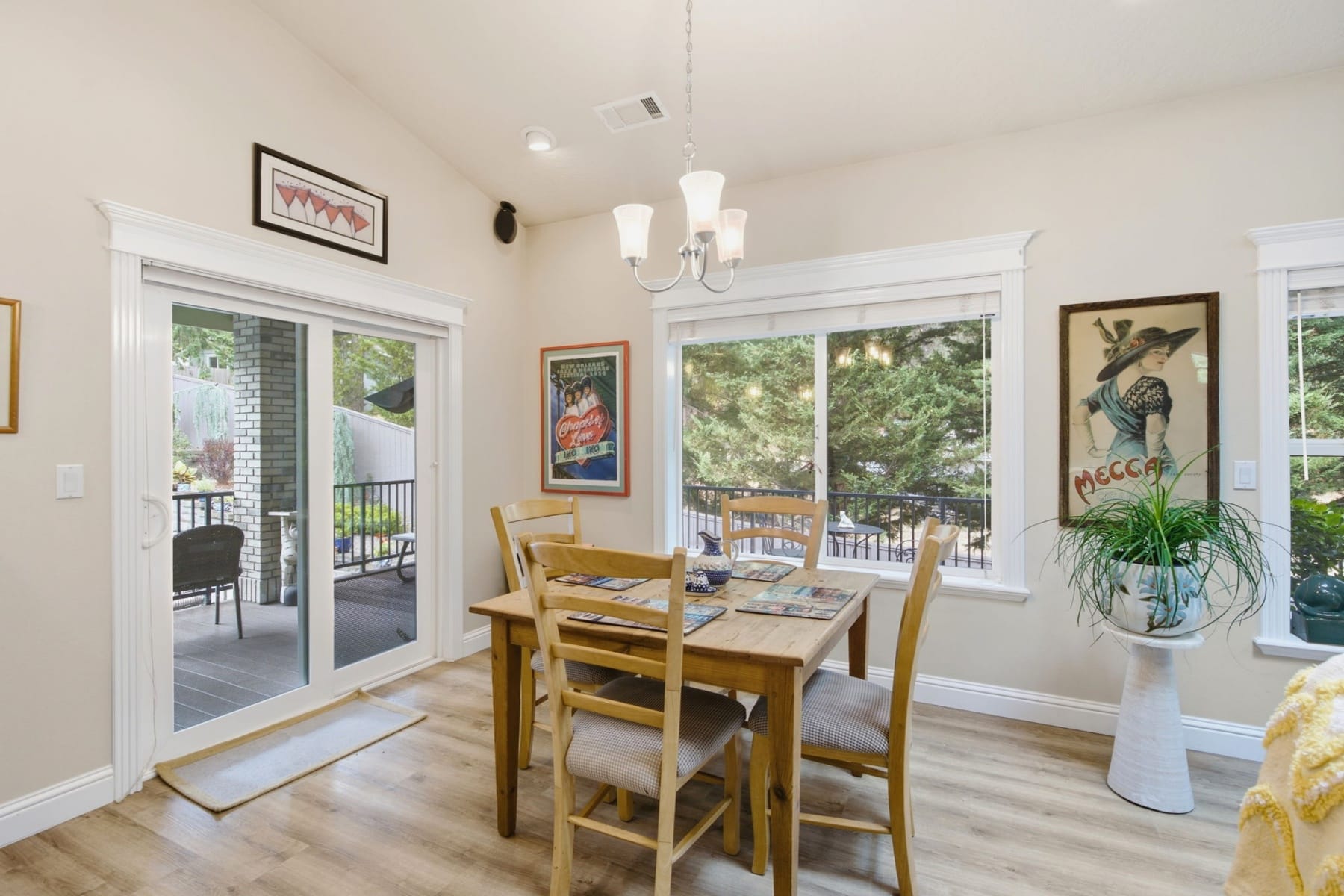  2212 SE Linden Lane Grants Pass, OR 97527 - 物件實景