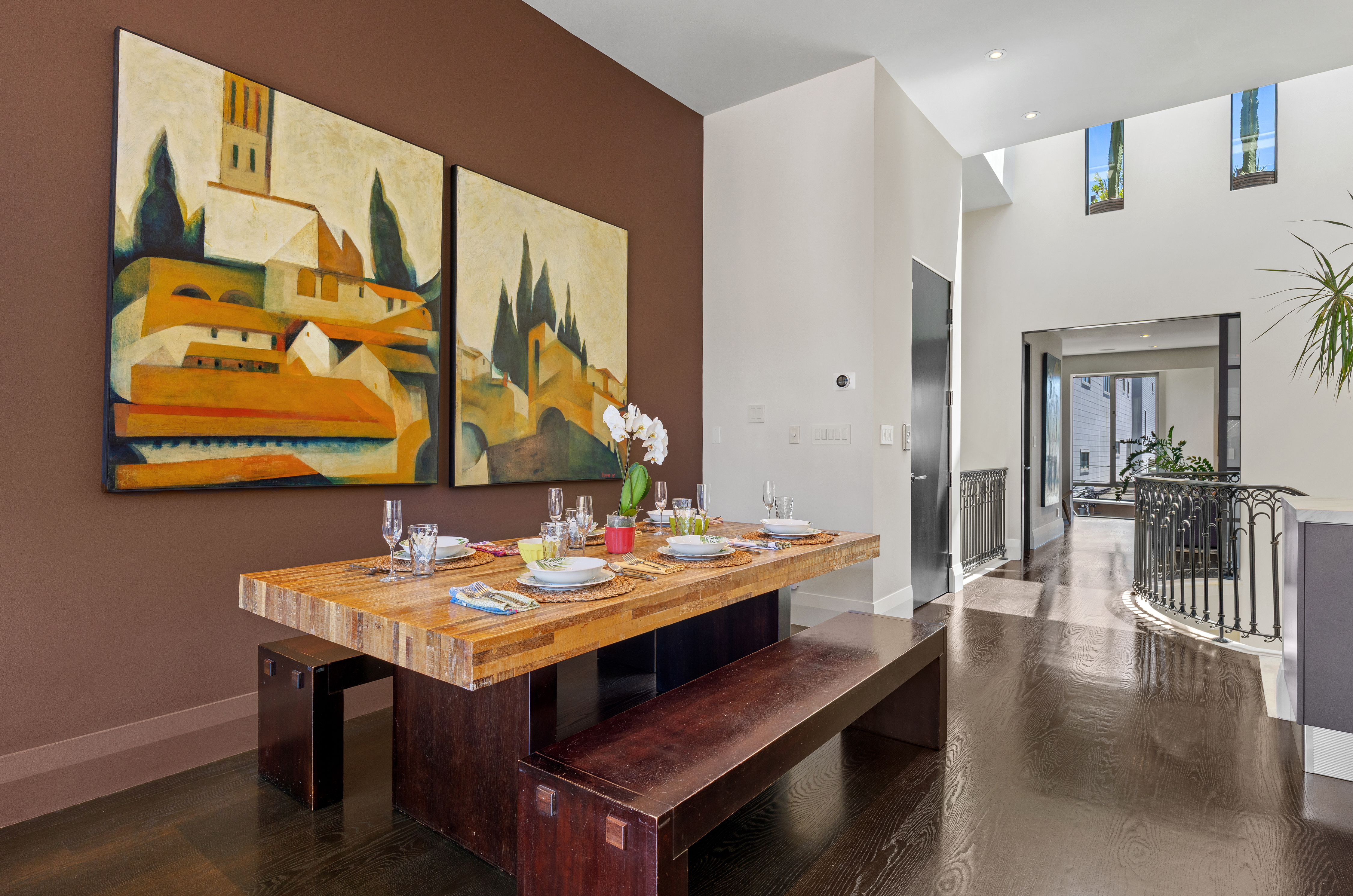  Spectacular Renovated SOMA Home with Rare Museum-Like 7-Car Garage - 物件實景
