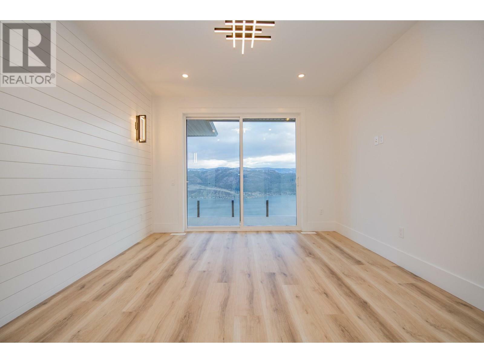 VERNON, British Columbia, V1H 2K9, CA, 4 Bedrooms Bedrooms, ,4 BathroomsBathrooms,Residential,For Sale,1838504