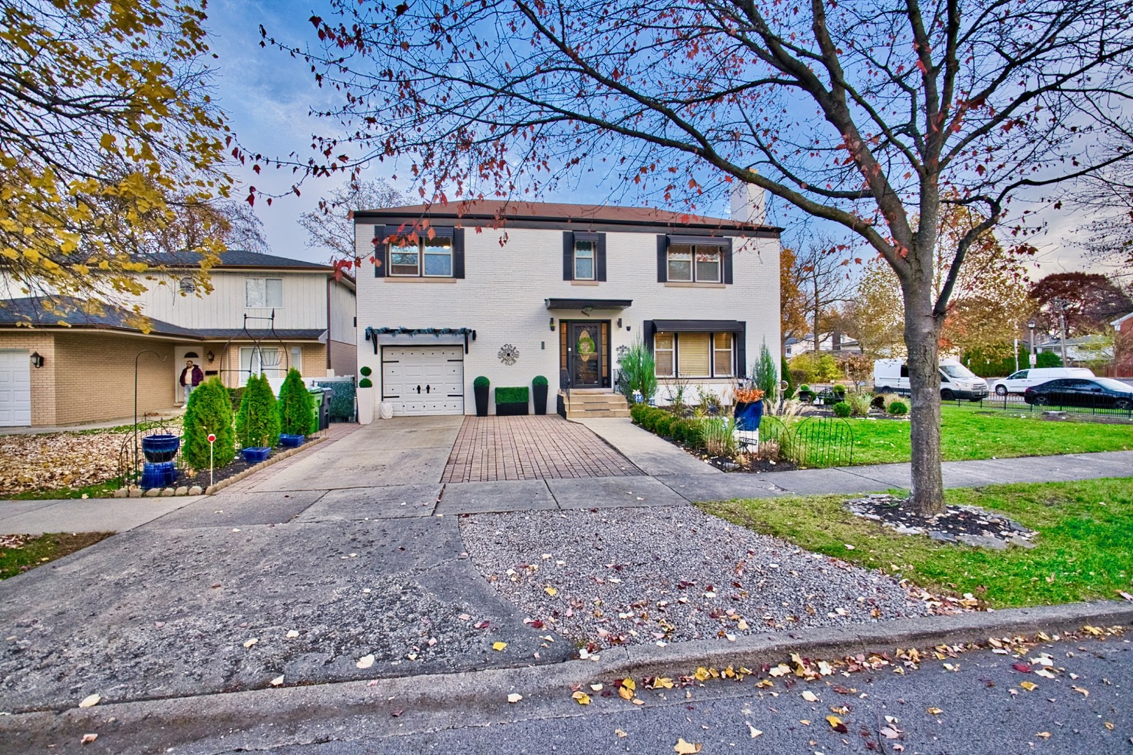 Skokie, Illinois, 60077, United States, 3 Bedrooms Bedrooms, ,4 BathroomsBathrooms,Residential,For Sale,2008583