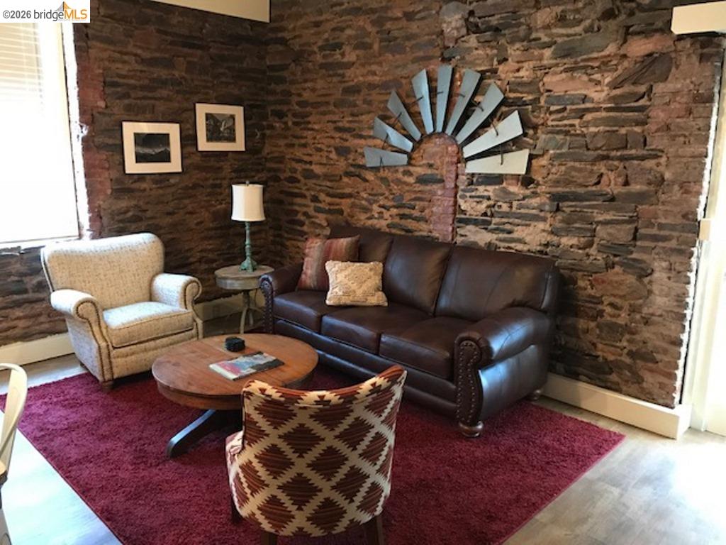 Jamestown, California, 95327, United States, 2 Bedrooms Bedrooms, ,Residential,For Sale,2042999