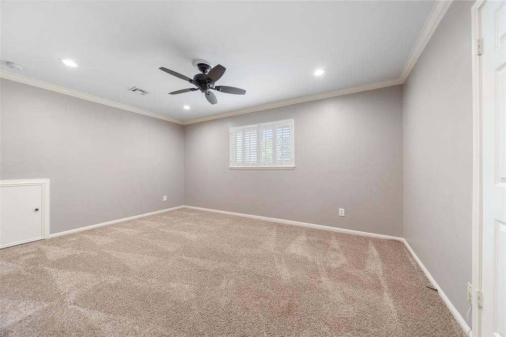 Houston, Texas, 77079, United States, 4 Bedrooms Bedrooms, ,3 BathroomsBathrooms,Residential,For Sale,1856423