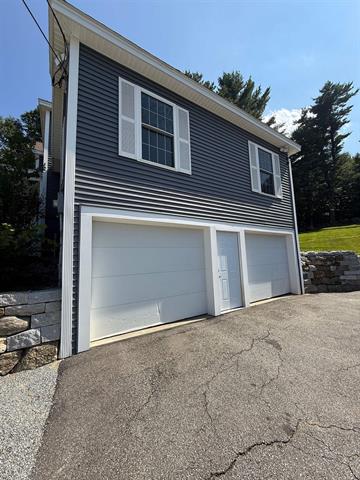 Weare, New Hampshire, 03281, United States, 3 Bedrooms Bedrooms, ,2 BathroomsBathrooms,Residential,For Sale,1979448