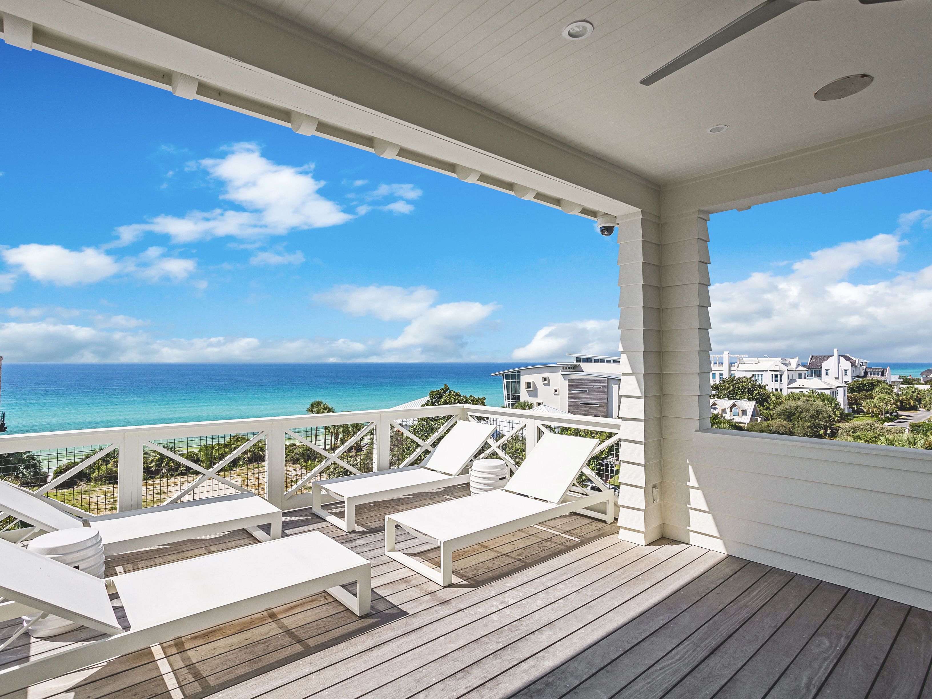  where  coastal luxury meets effortless living - 物件實景