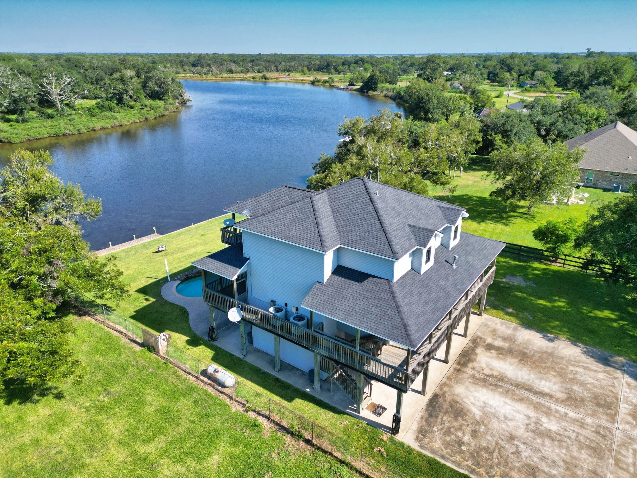 Brazoria, Texas, 77422, United States, 4 Bedrooms Bedrooms, ,4 BathroomsBathrooms,Residential,For Sale,1975158