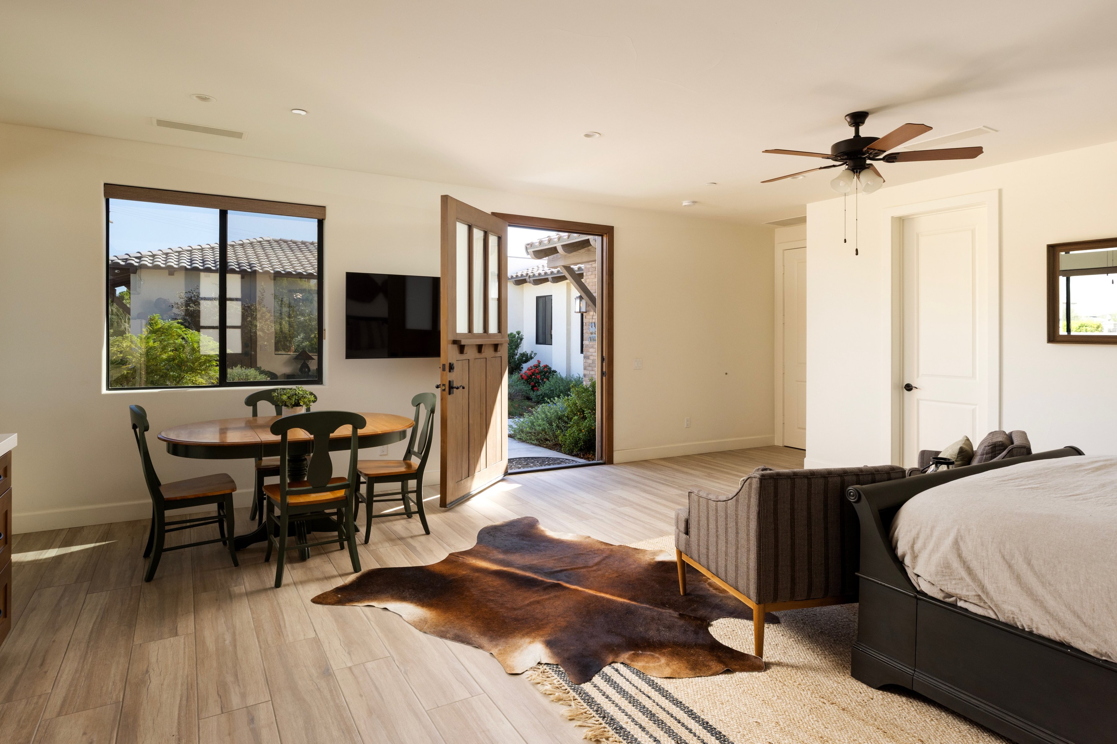  A Desert Retreat Designed to Earn and Entertain - 物件實景