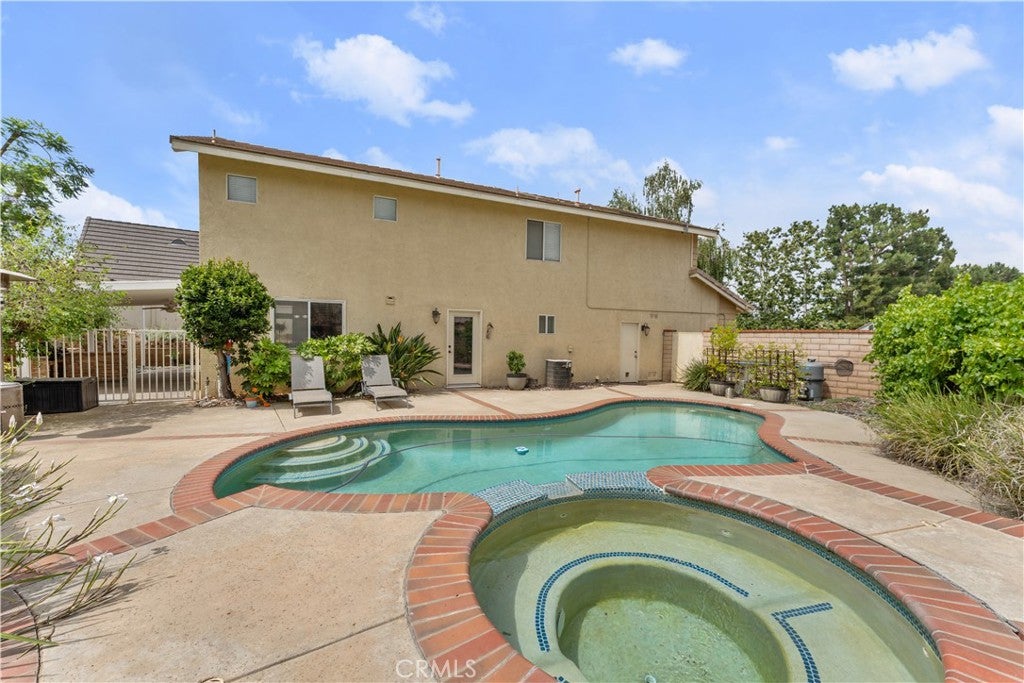 Yucaipa, California, 92399, United States, 5 Bedrooms Bedrooms, ,3 BathroomsBathrooms,Residential,For Sale,1943197