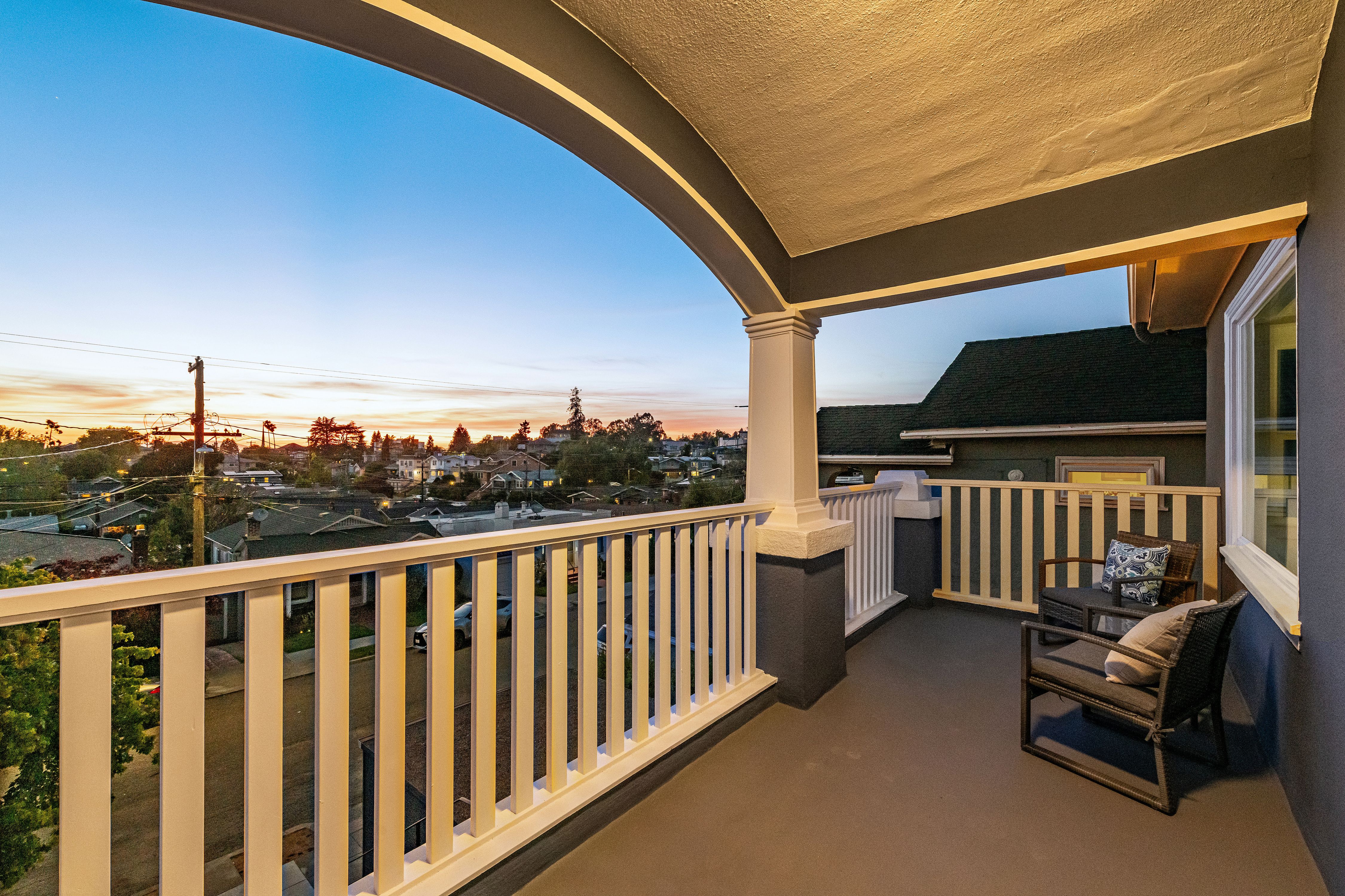  Exquisitely Renovated Craftsman in the Heart of Glenview - 物件實景