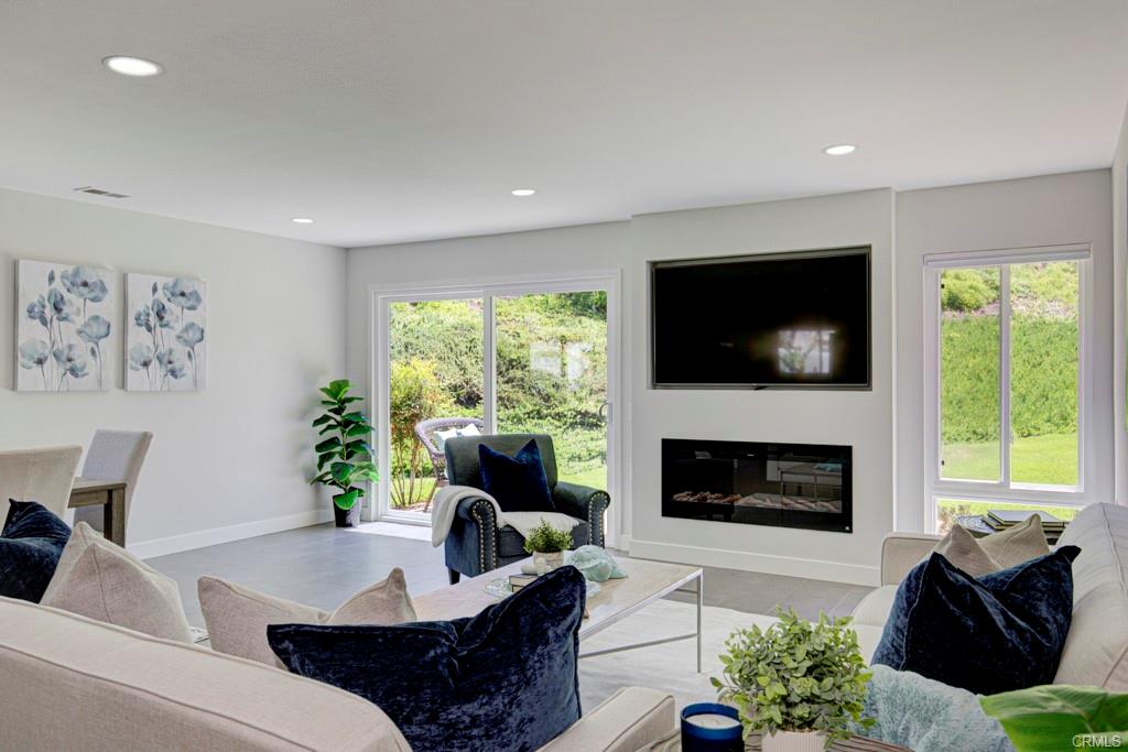 Laguna Beach, California, 92637, United States, 3 Bedrooms Bedrooms, ,Residential,For Sale,1905804