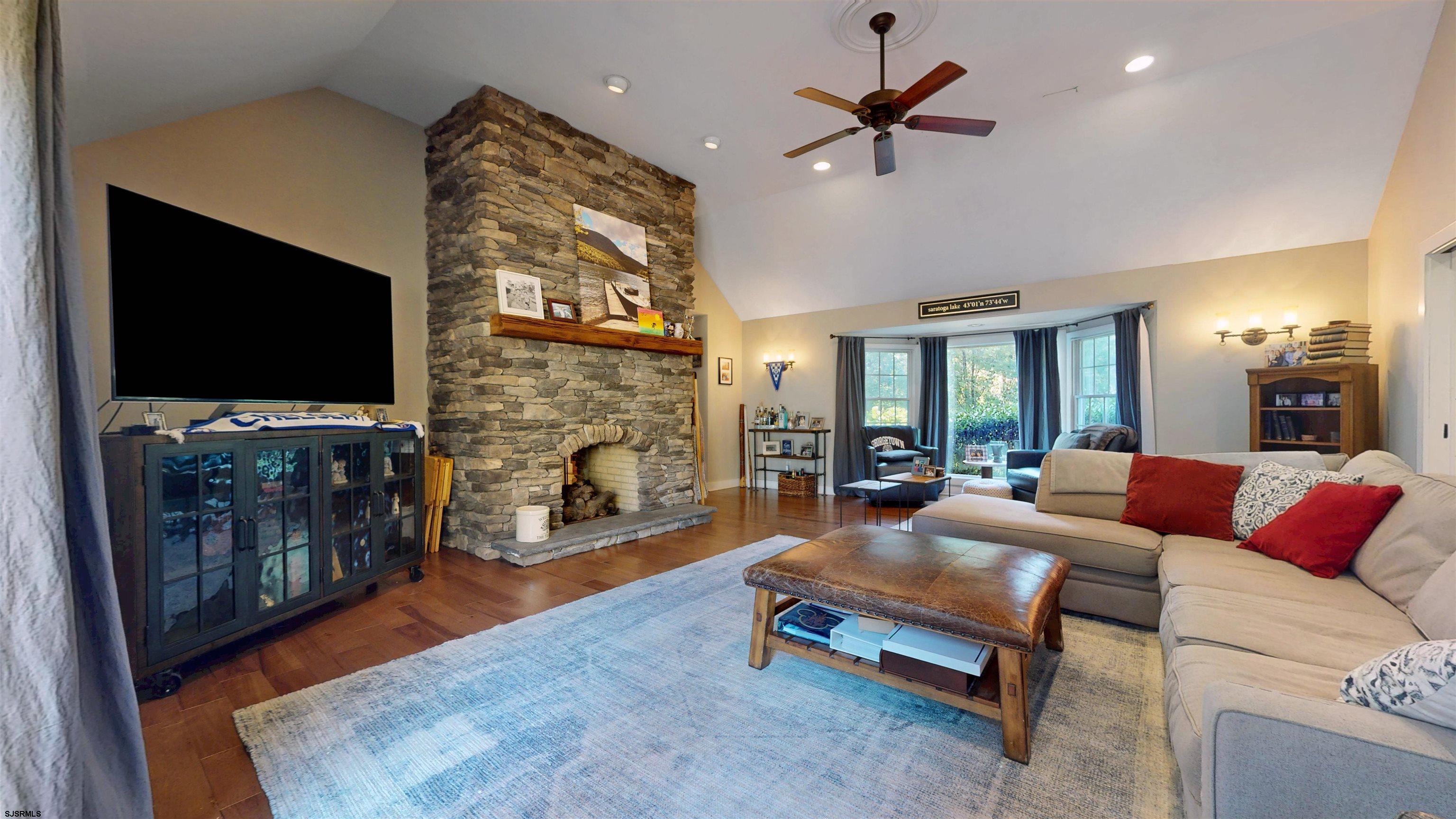 Linwood, New Jersey, 08221, United States, 6 Bedrooms Bedrooms, ,5 BathroomsBathrooms,Residential,For Sale,1975811