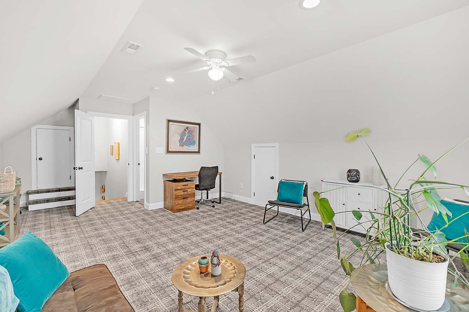 Gloucester, Virginia, 23061-3871, United States, 3 Bedrooms Bedrooms, ,3 BathroomsBathrooms,Residential,For Sale,1989895