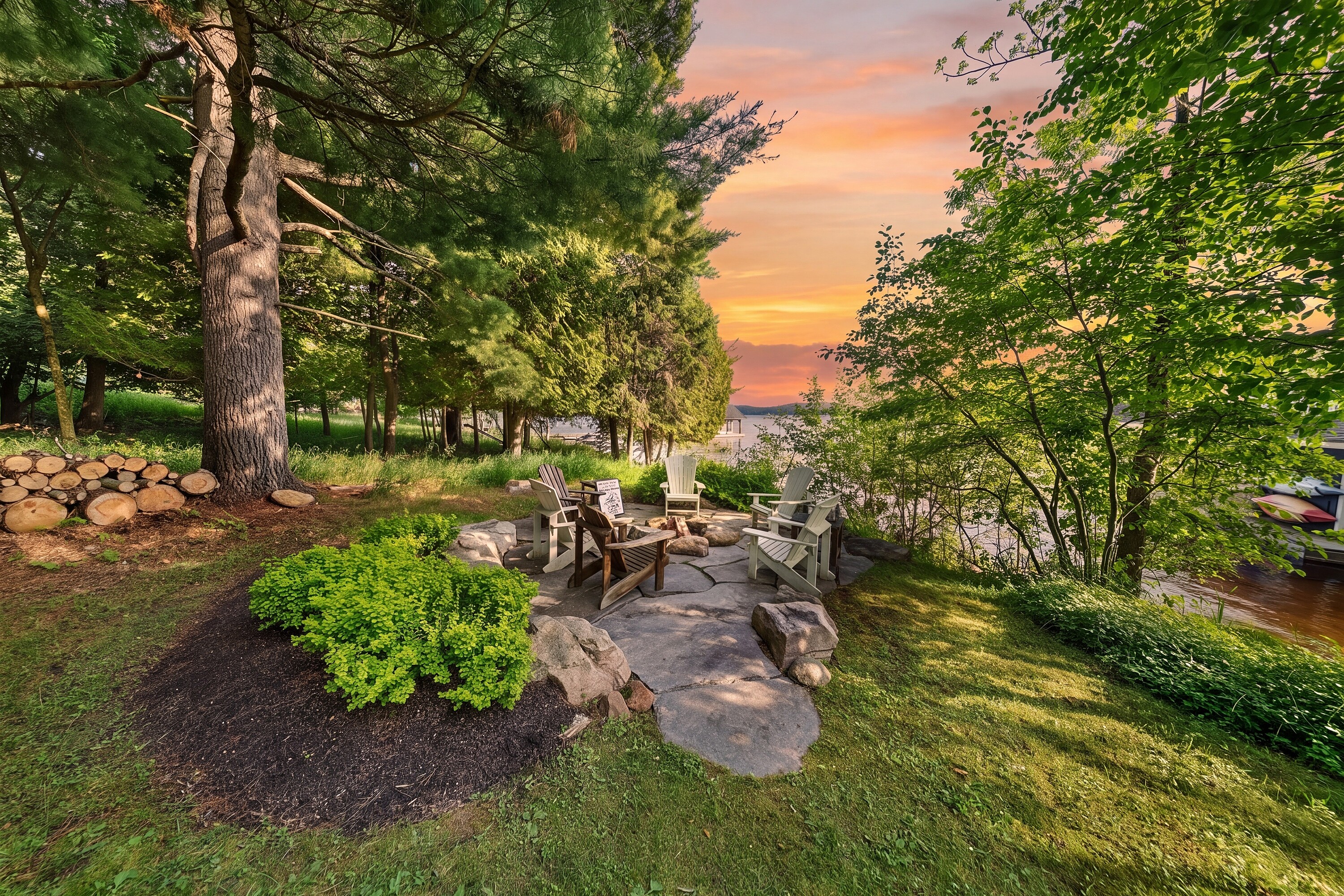  Lakefront Cottage Retreat - 物件實景