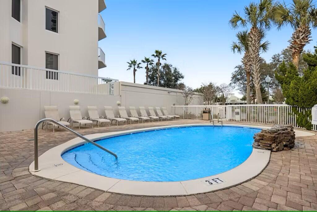Destin, Florida, 32541, United States, 4 Bedrooms Bedrooms, ,3 BathroomsBathrooms,Residential,For Sale,1827058