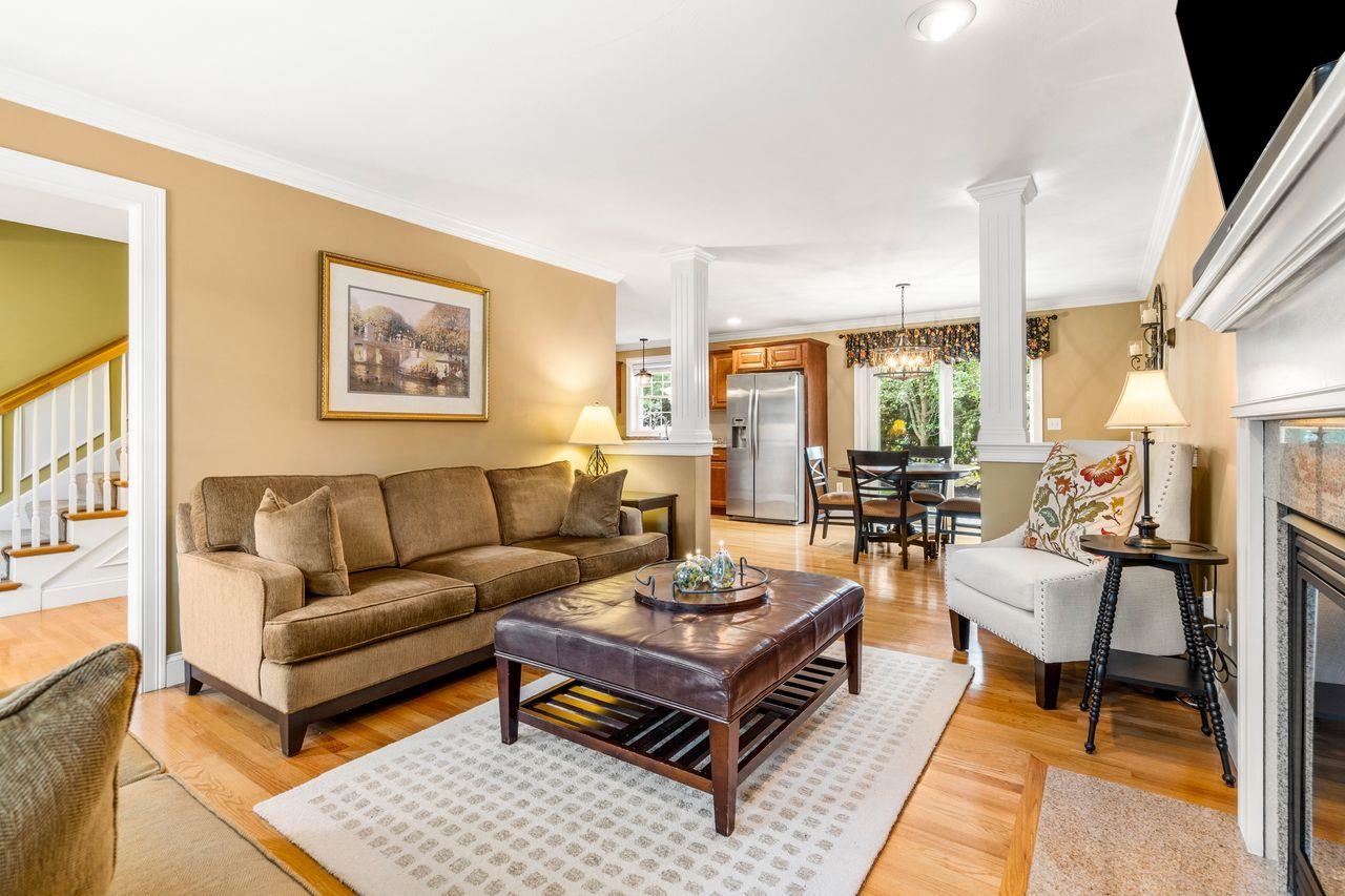 Manchester, New Hampshire, 03104, United States, 4 Bedrooms Bedrooms, ,3 BathroomsBathrooms,Residential,For Sale,1934324