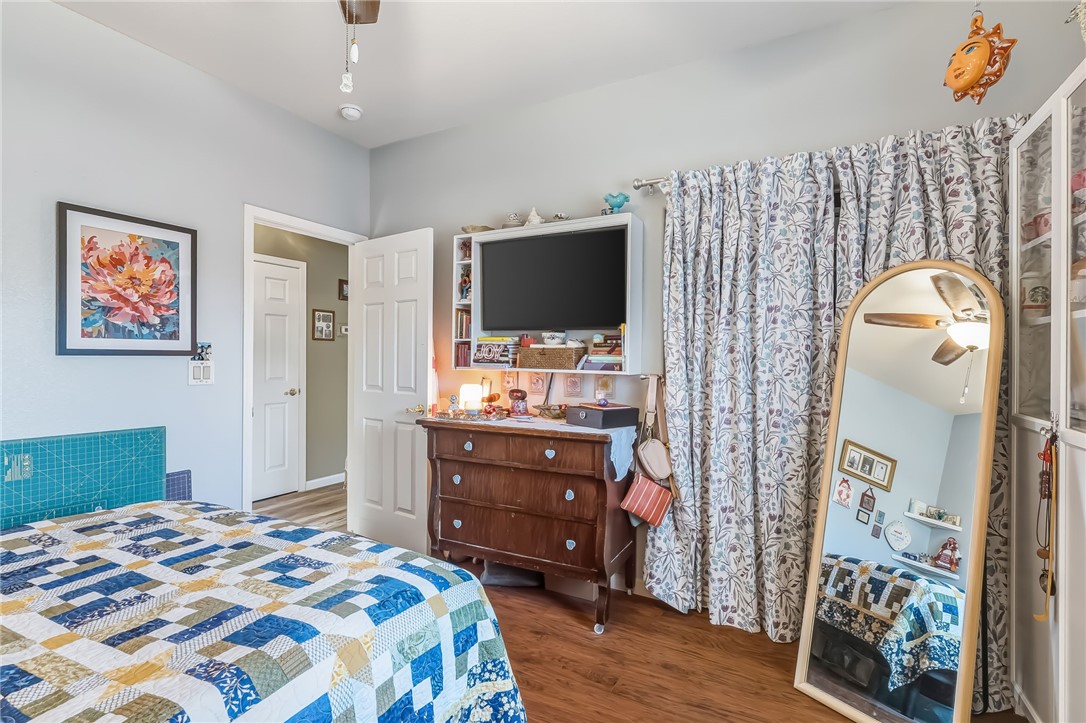 Bullhead City, Arizona, 86442, United States, 4 Bedrooms Bedrooms, ,2 BathroomsBathrooms,Residential,For Sale,1988926