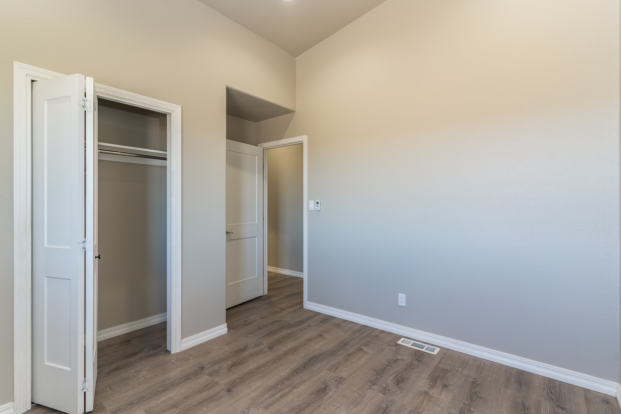 Aztec, New Mexico, 87410, United States, ,2 BathroomsBathrooms,Residential,For Sale,1980456