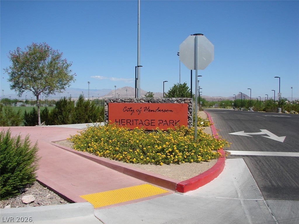 Henderson, Nevada, 89015, United States, 5 Bedrooms Bedrooms, ,2 BathroomsBathrooms,Residential,For Sale,1976773