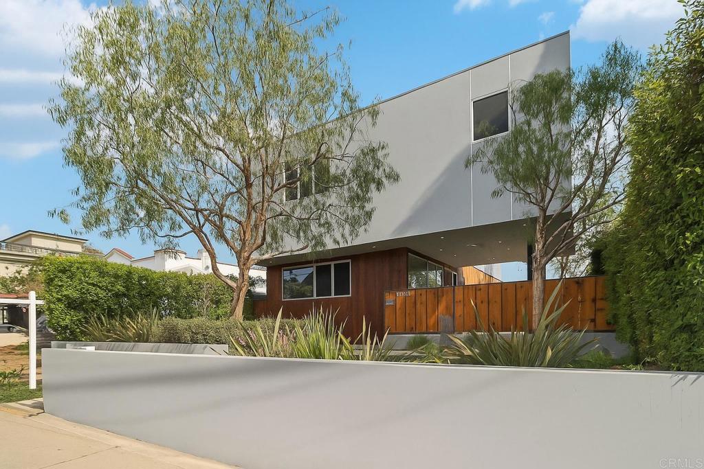 Venice, California, 90291, United States, 4 Bedrooms Bedrooms, ,4 BathroomsBathrooms,Residential,For Sale,2008201