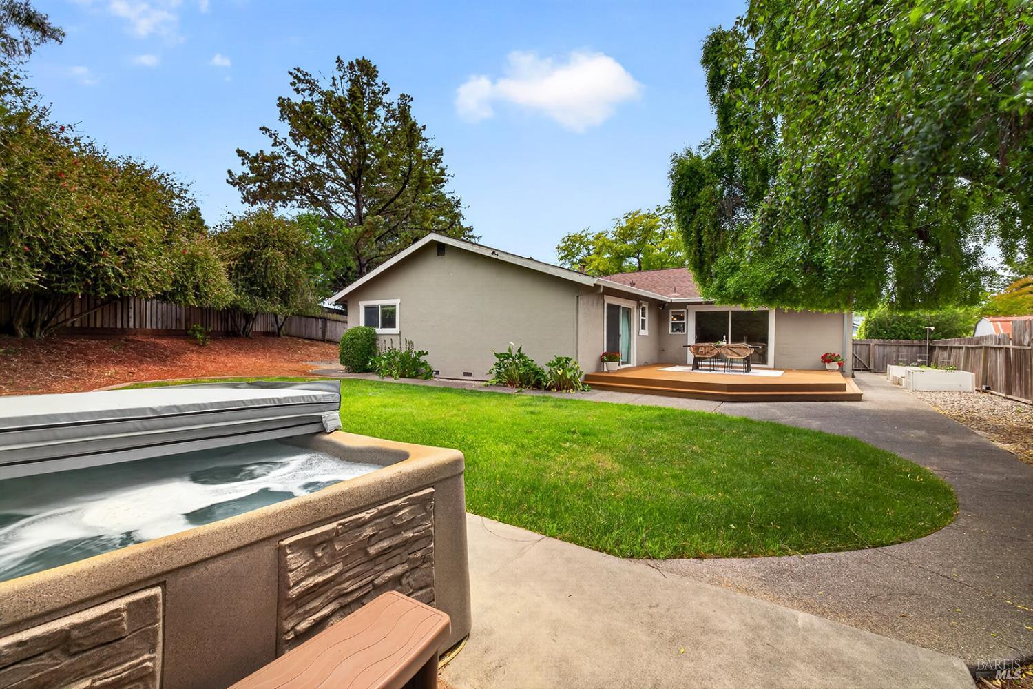 Petaluma, California, 94954, United States, 4 Bedrooms Bedrooms, ,2 BathroomsBathrooms,Residential,For Sale,2048082